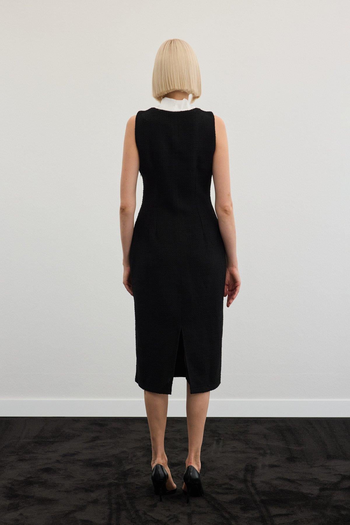 Wholesale Women's Black Sleeveless Tweed Dress with Scarf 0033-1551-3503