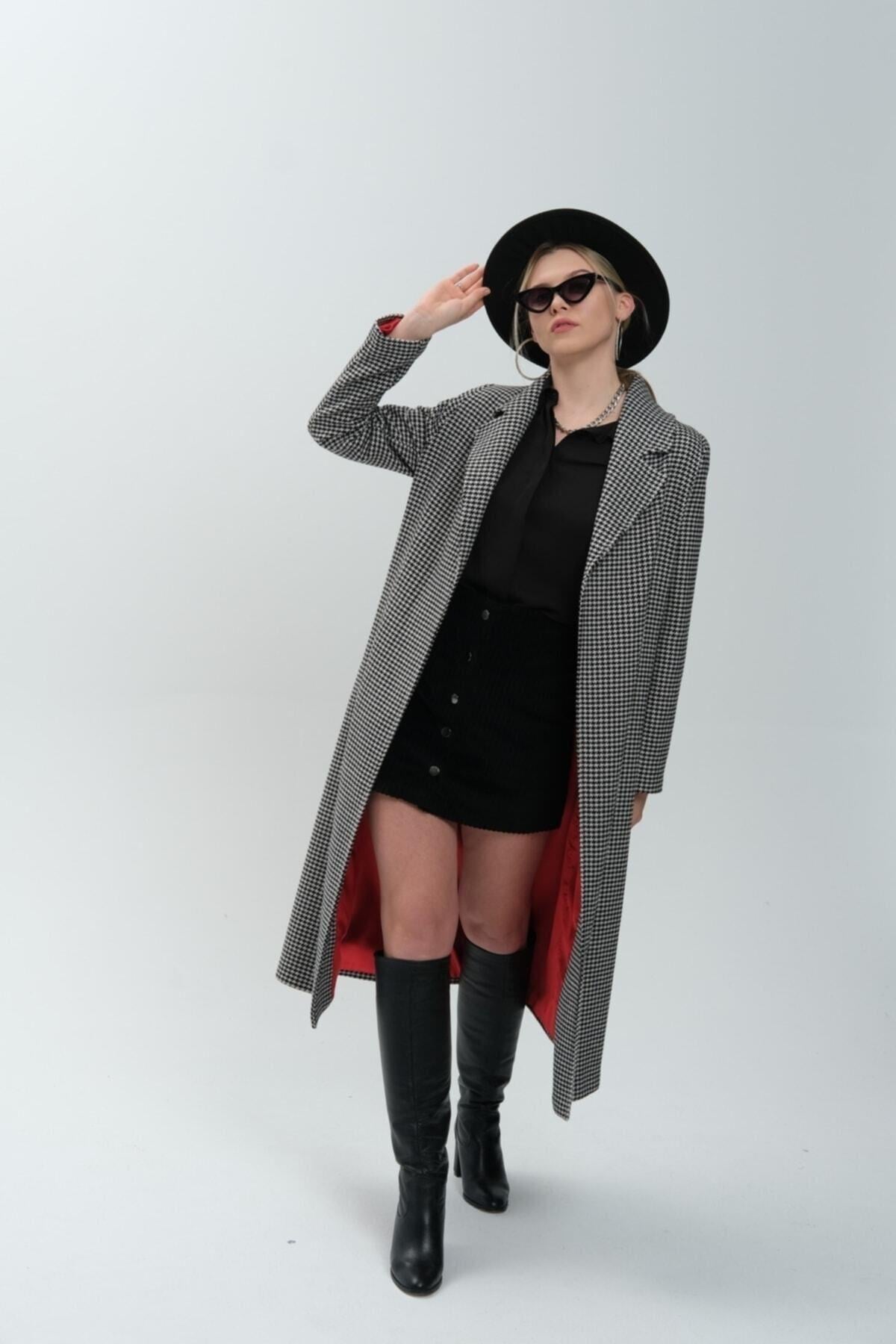 Wholesale Women's Black Small Houndstooth Satin-Lined Long Coat