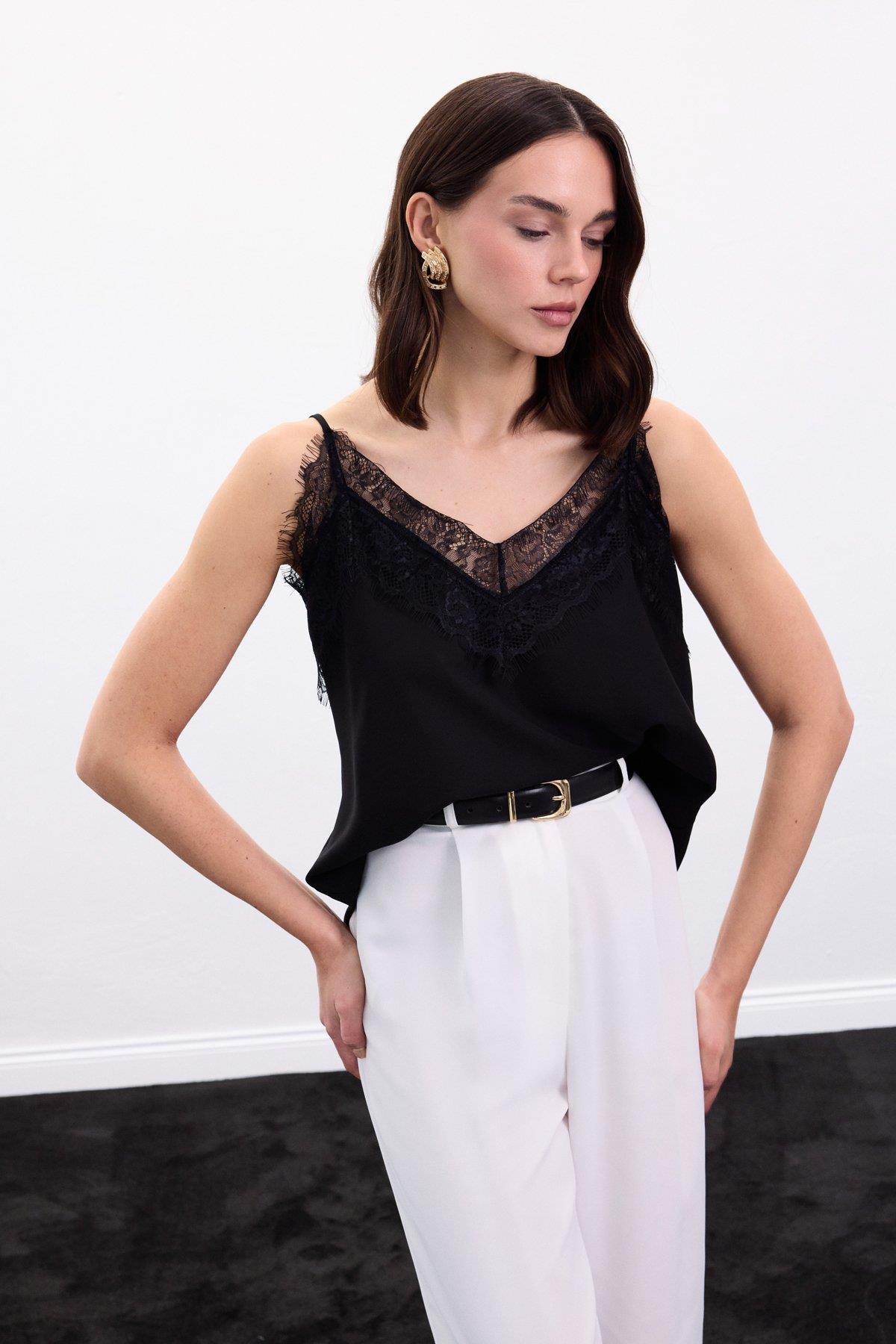 Wholesale Women's Black Strappy Blouse with Lace Trim 0033-2113-1252