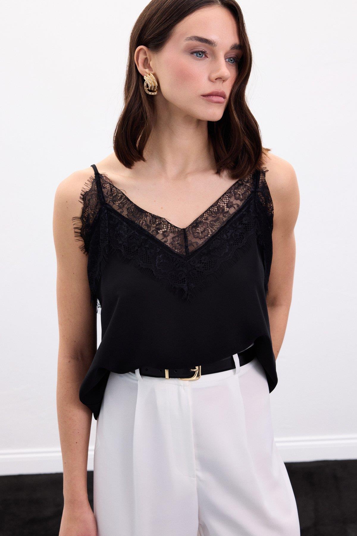 Wholesale Women's Black Strappy Blouse with Lace Trim 0033-2113-1252