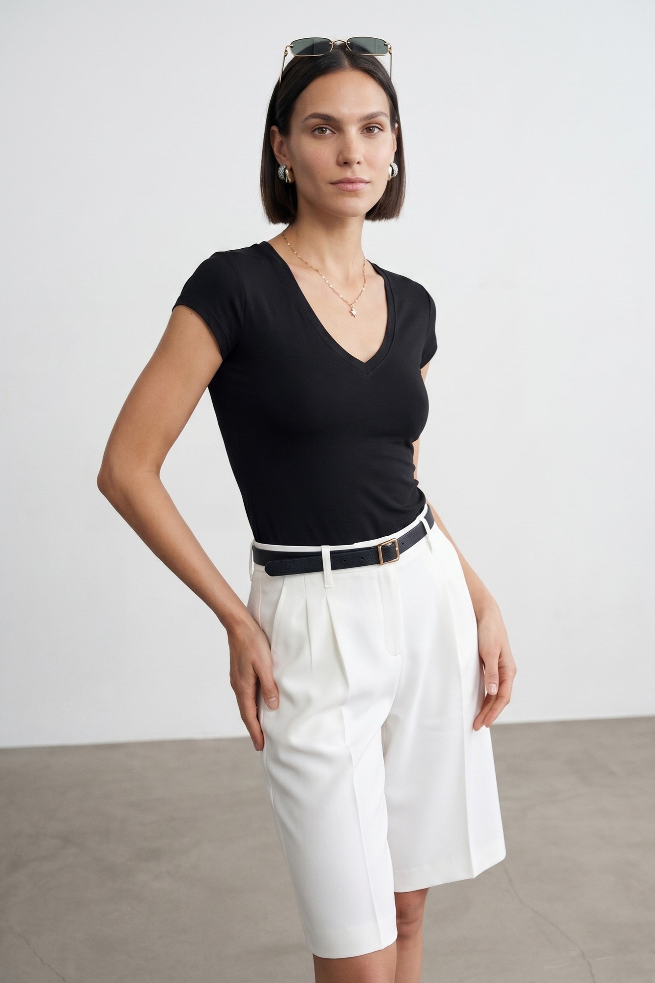 Wholesale Women's Black Supima Cotton V-Neck Tee 0431-32799