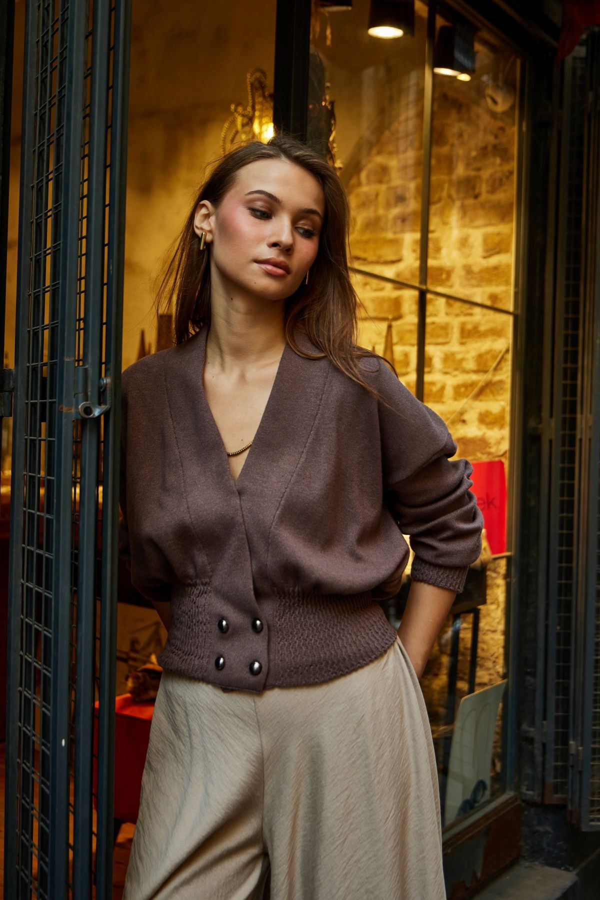 Wholesale Women's Brown Cinched-Waist Dolman-Sleeve Knit Jacket 0037-3702