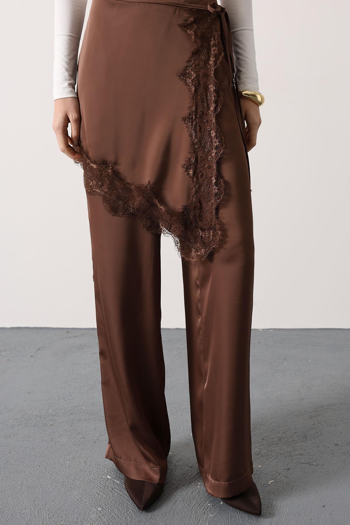 Wholesale Women's Brown Lace Detailed Trousers 0061-36627