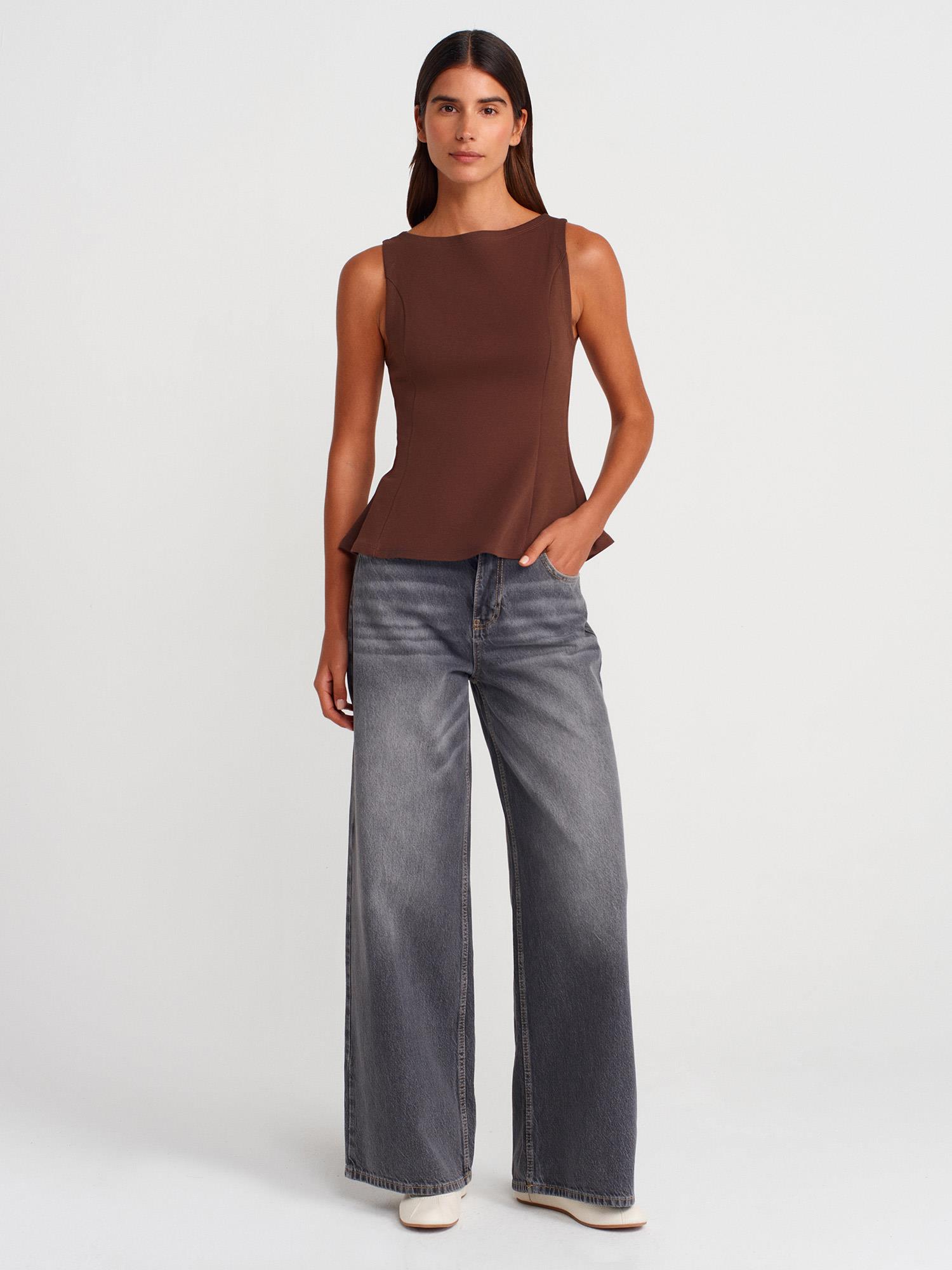 Wholesale Women's Brown Sleeveless Boat-Neck Peplum Blouse 0431-21001