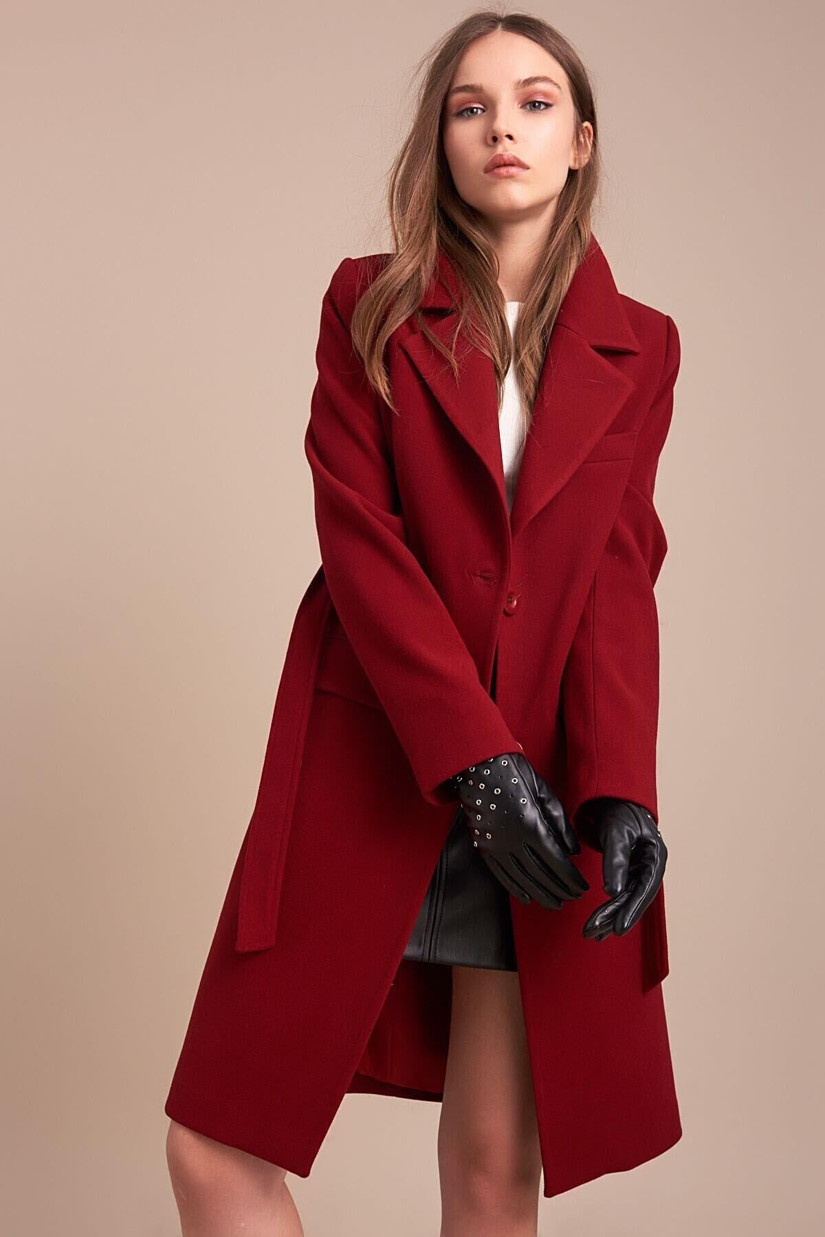 Wholesale Women's Burgundy Buttoned Tied Short Coat