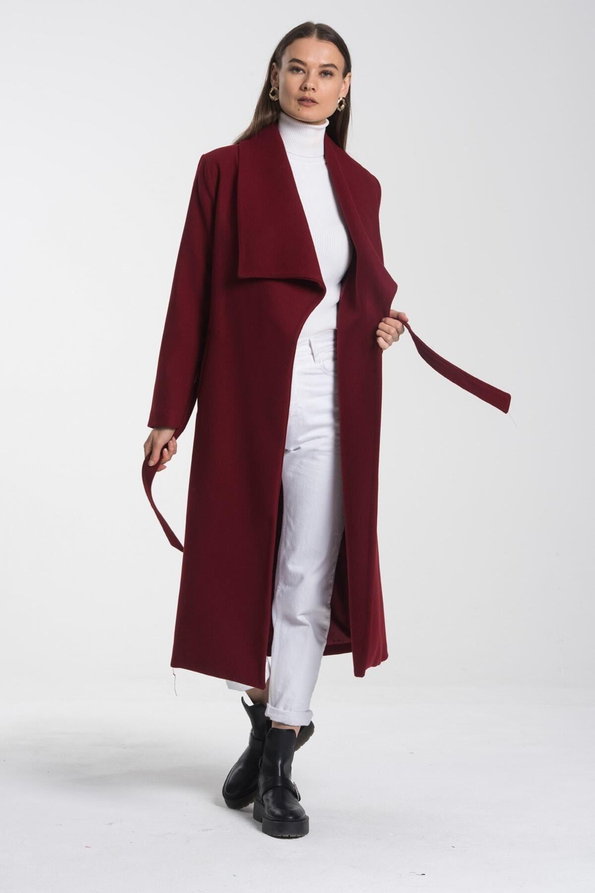 Wholesale Women's Burgundy Coat