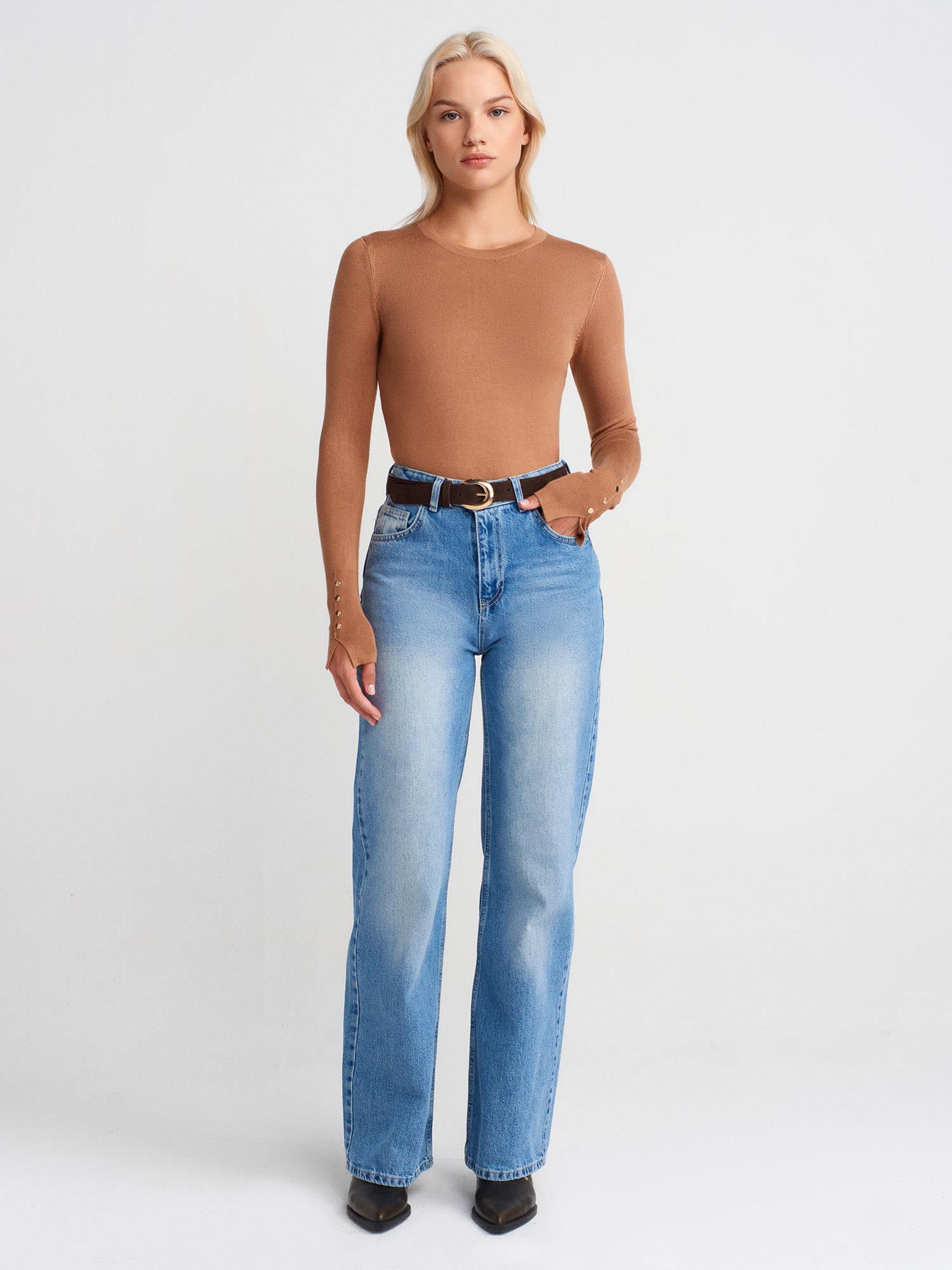 Wholesale Women's Camel Crew-Neck Knit Blouse with Snap-Button Wide Cuffs 0431W26-1267