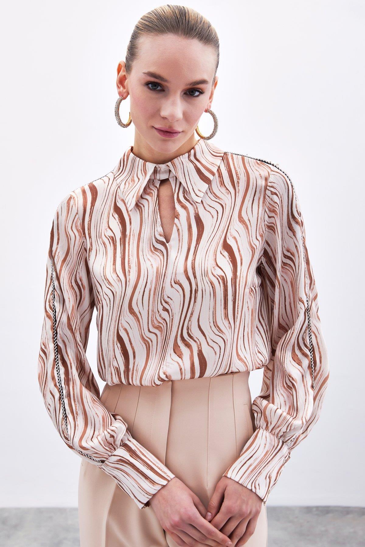 Wholesale Women's Camel Patterned Blouse with Rhinestone Trim on Bishop Sleeves 0033-1719-1004