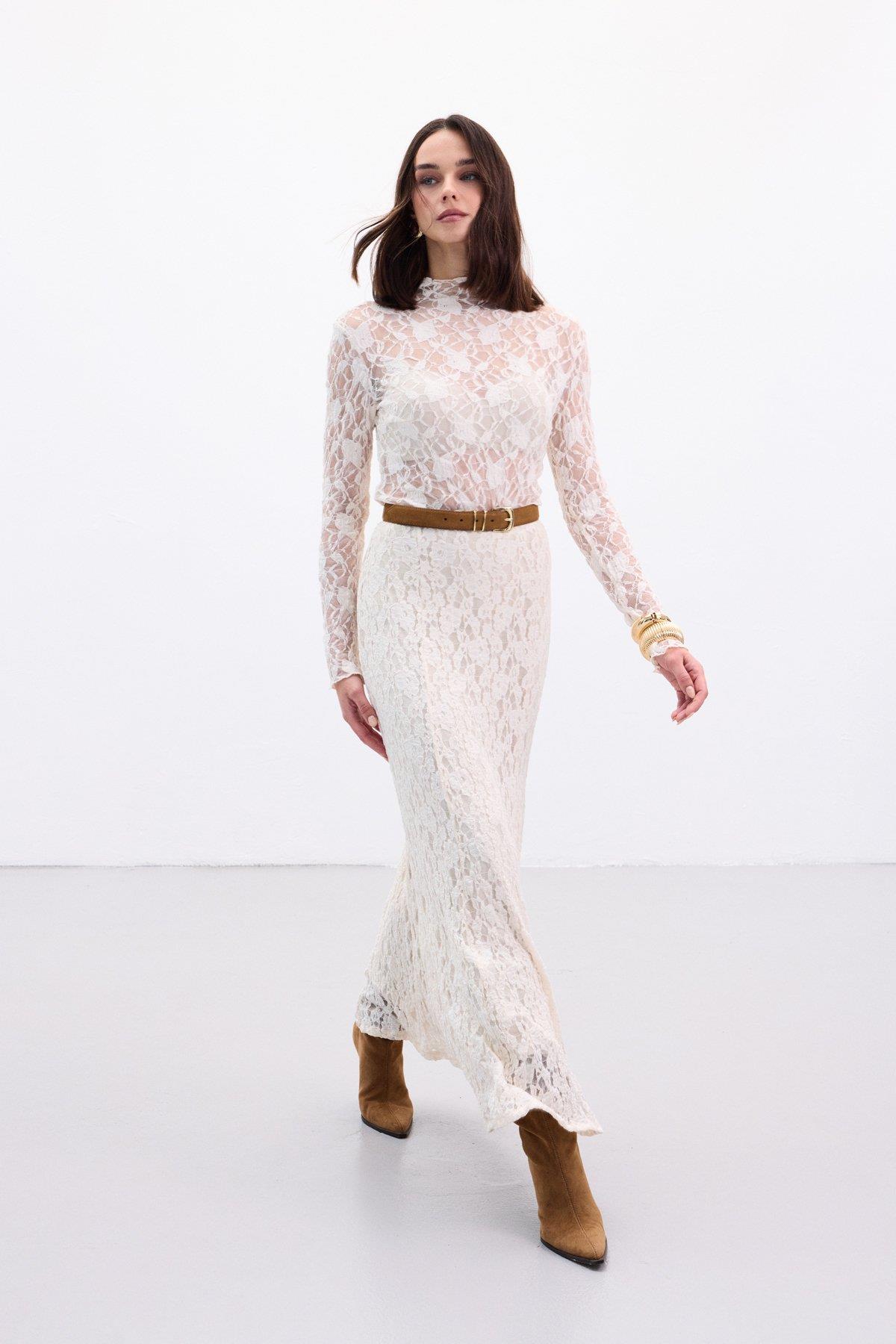 Wholesale Women's Cream Lace Maxi Skirt 0033-2106-4103