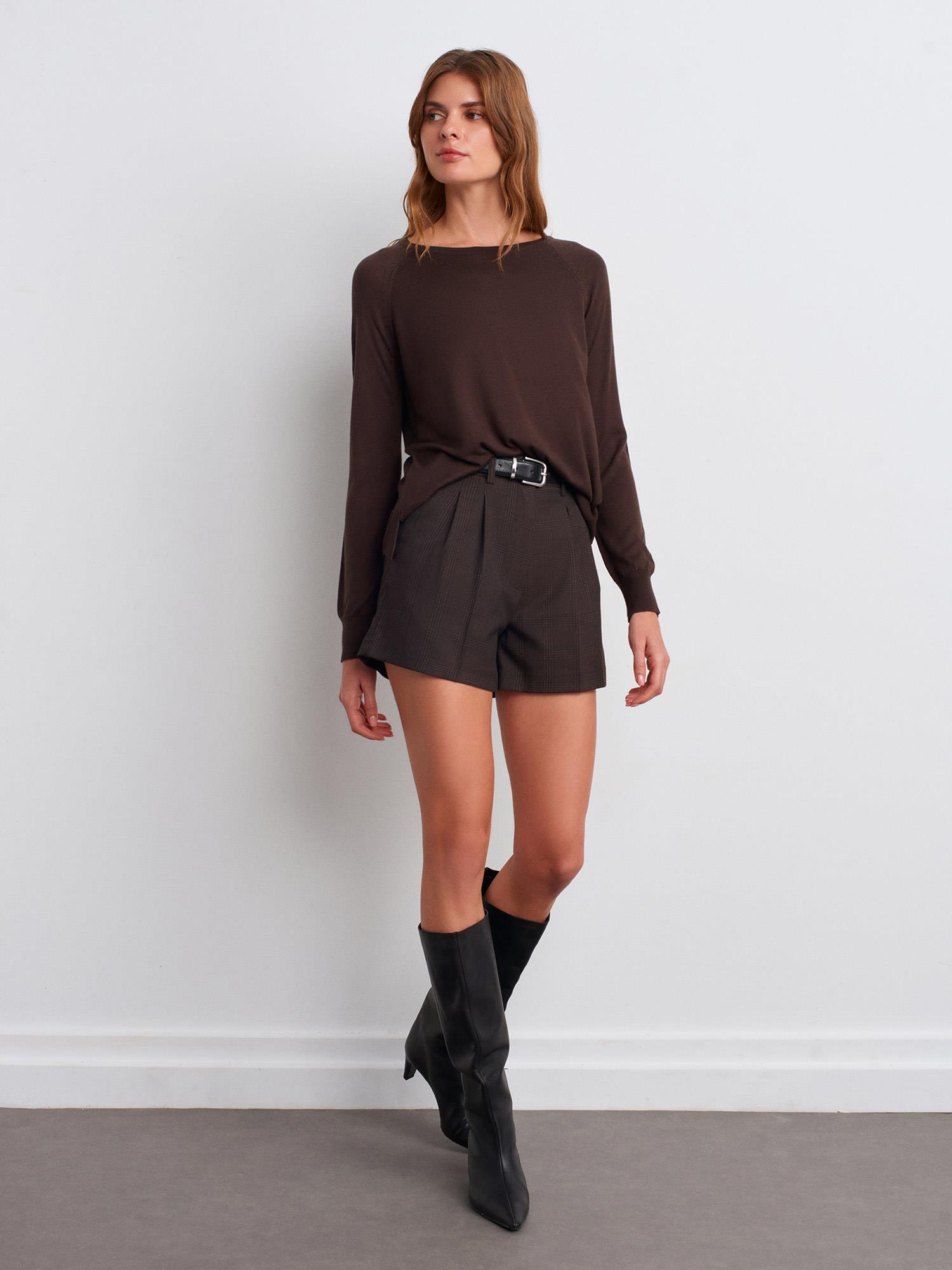 Wholesale Women's Dark Brown Fine Knit Blouse with Raglan Sleeves and Side Slits 0431W26-10536