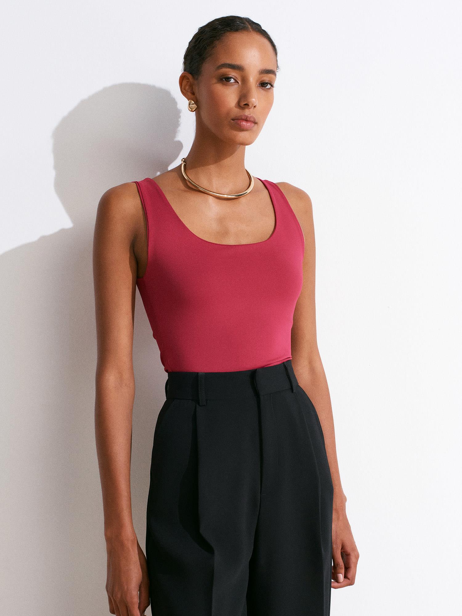 Wholesale Women's Dark Fuchsia U Neck Tank Top 0431-20977