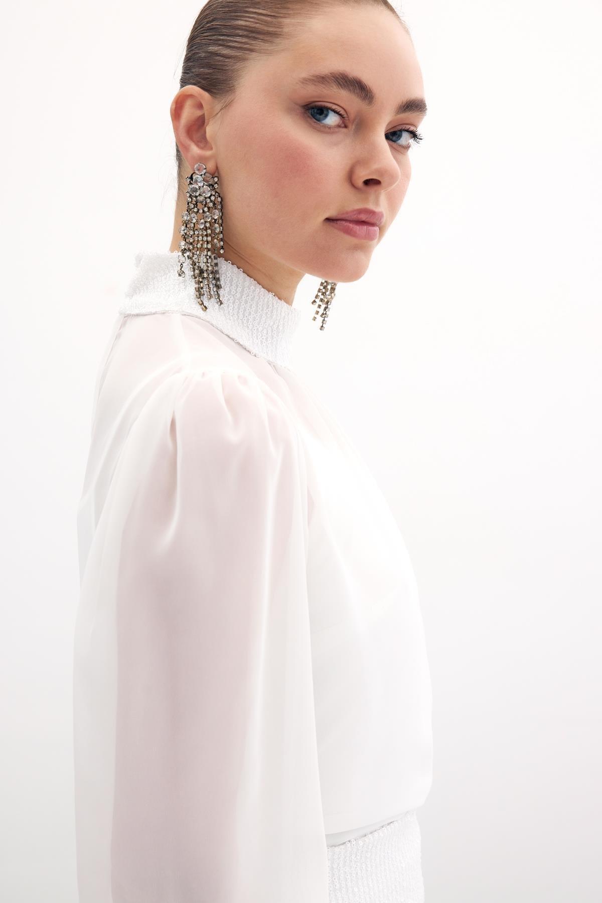 Wholesale Women's Ecru Chiffon Blouse with Sequin-Embellished Collar and Cuffs 0033-1676-1552