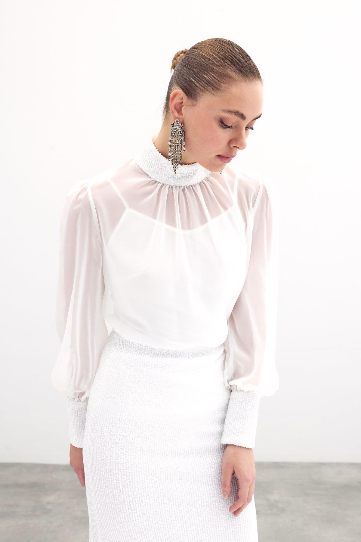 Wholesale Women's Ecru Chiffon Blouse with Sequin-Embellished Collar and Cuffs 0033-1676-1552