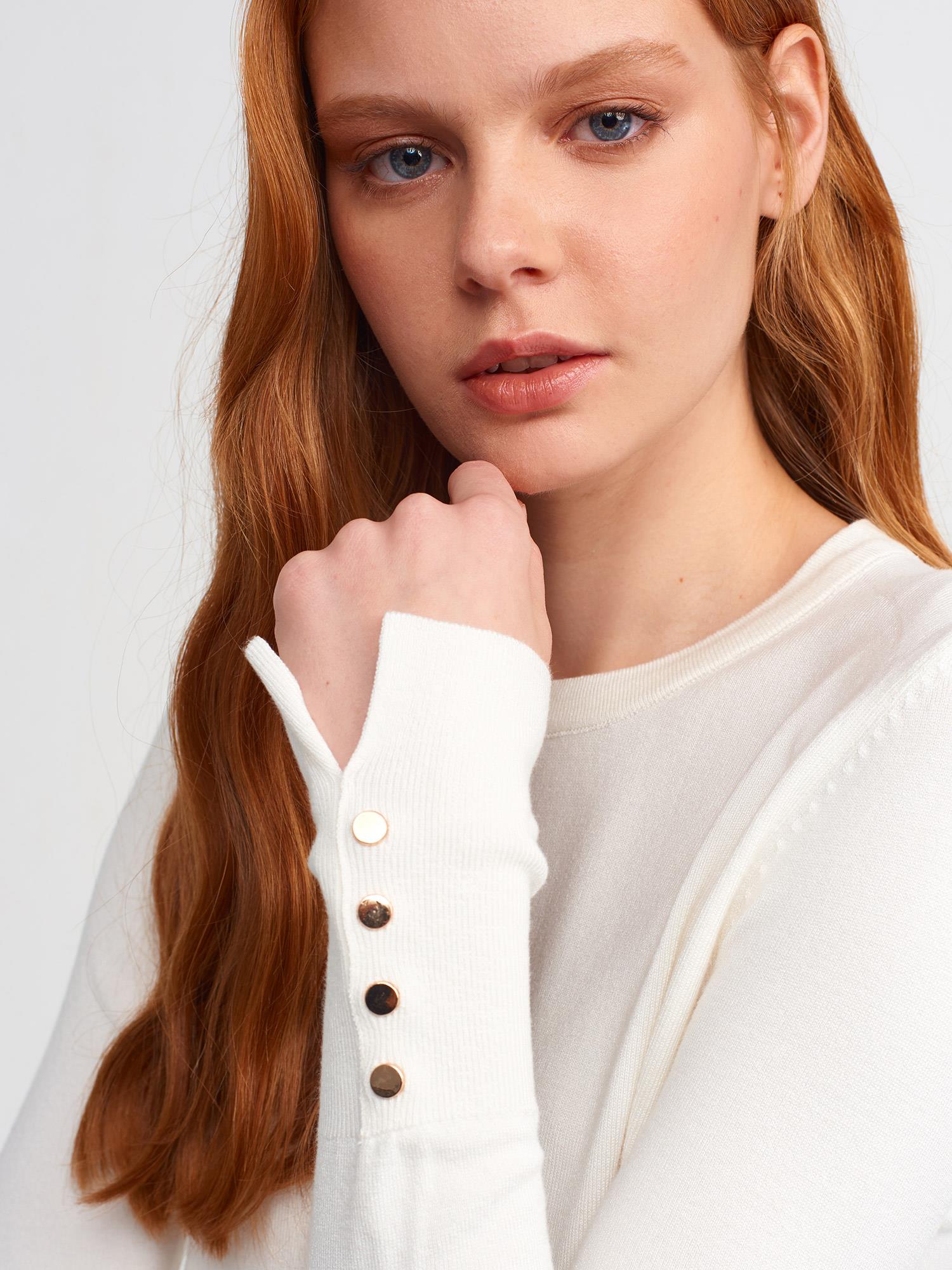 Wholesale Women's Ecru Crew-Neck Knit Blouse with Snap-Button Wide Cuffs 0431-1267