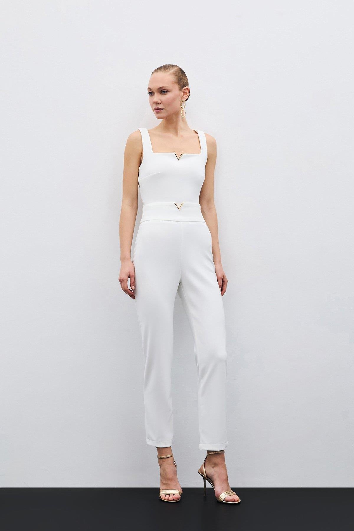 Wholesale Women's Ecru High-Waist Trousers with Front V-Shaped Accessory 0033-1609-5526