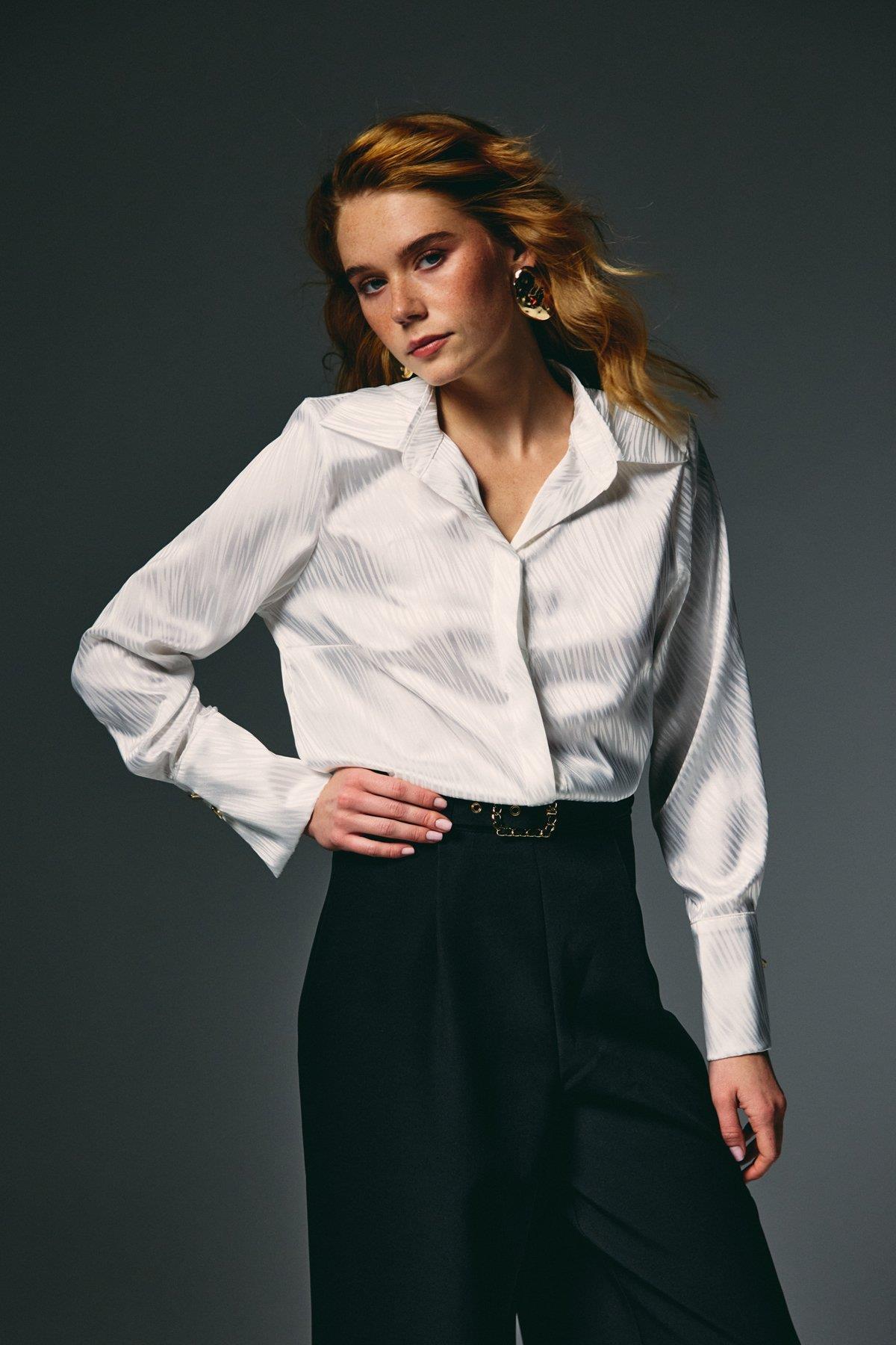 Wholesale Women's Ecru Satin Jacquard Shirt with Wide Buttoned Cuffs 0033-1958-2592