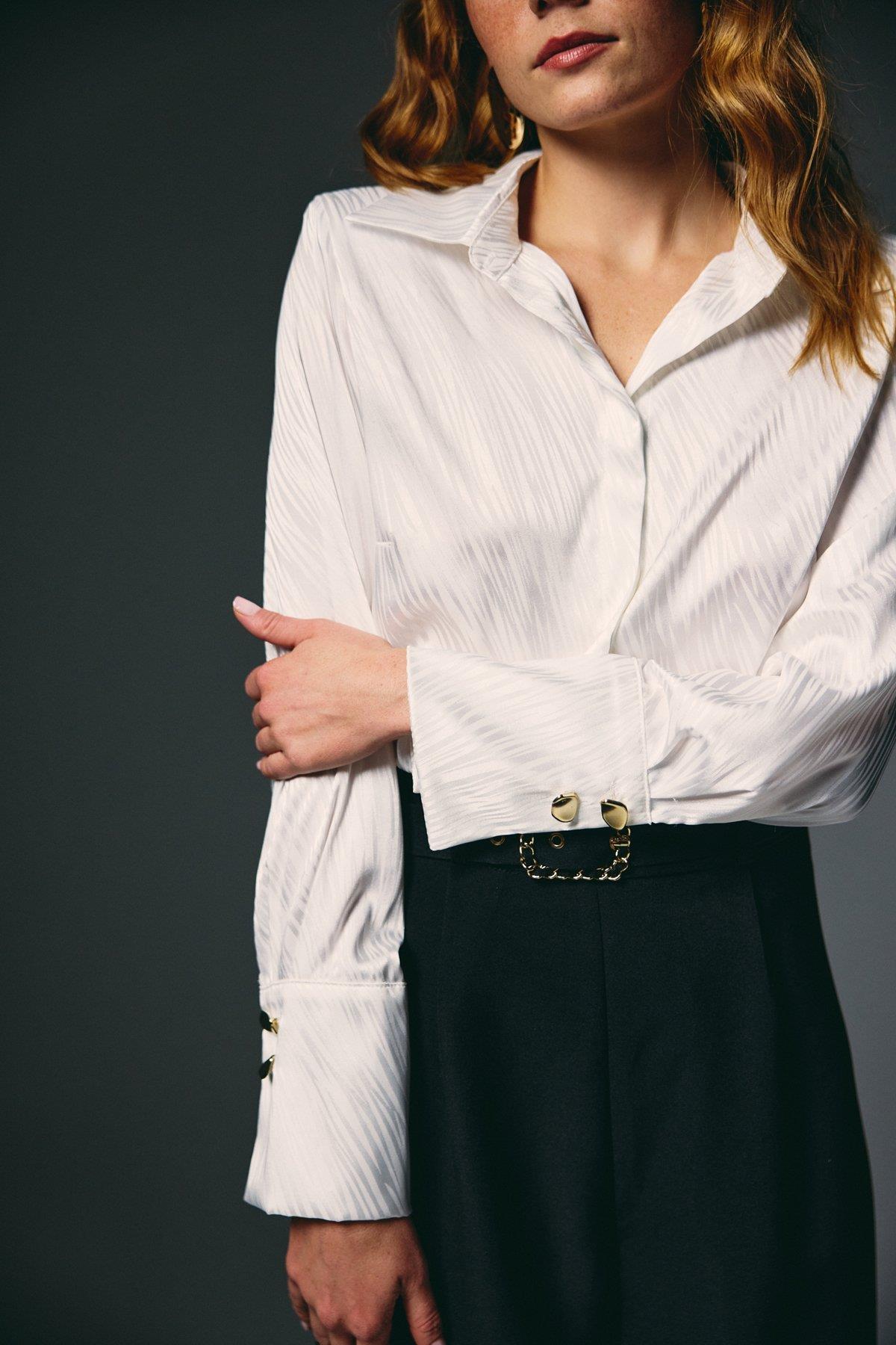 Wholesale Women's Ecru Satin Jacquard Shirt with Wide Buttoned Cuffs 0033-1958-2592