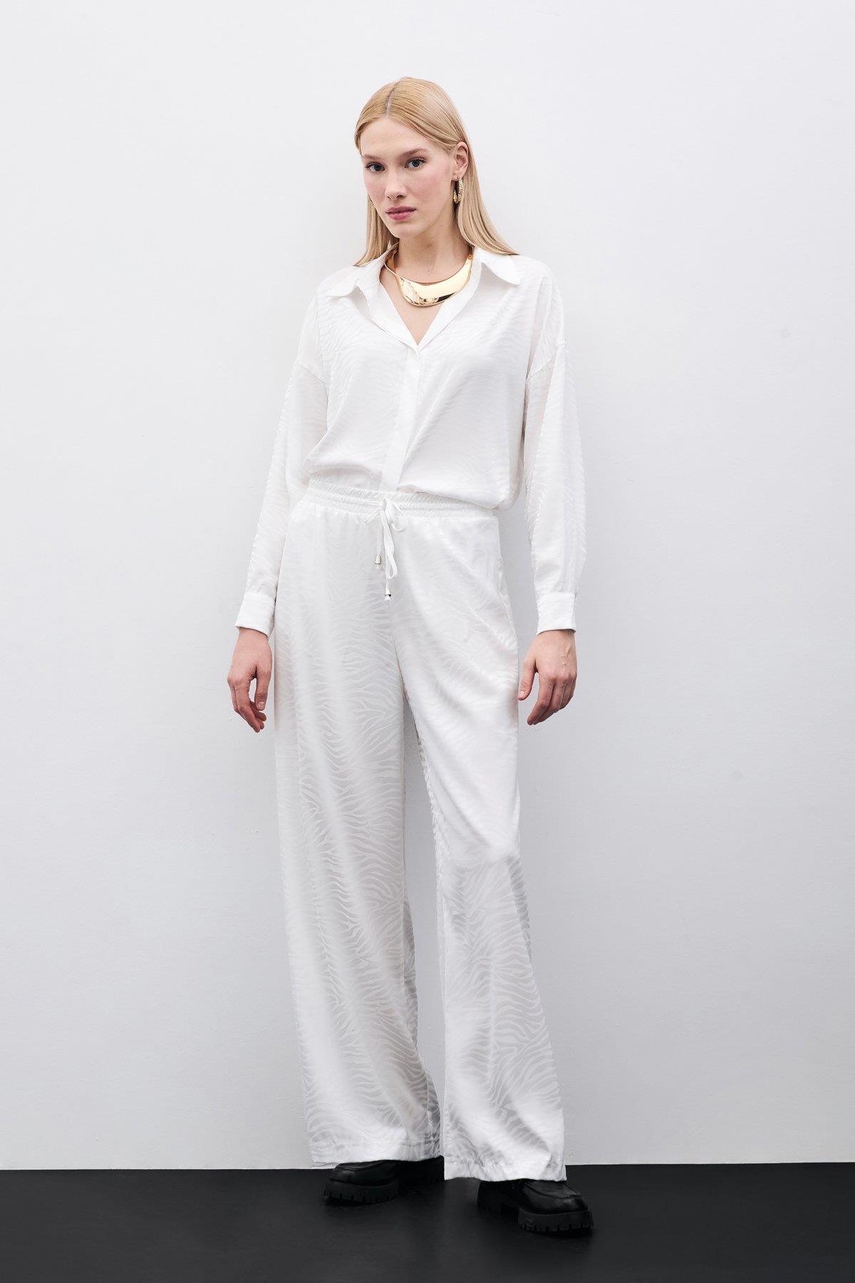 Wholesale Women's Ecru Zebra Patterned Trousers with Elastic Waist 0033-1439-5019