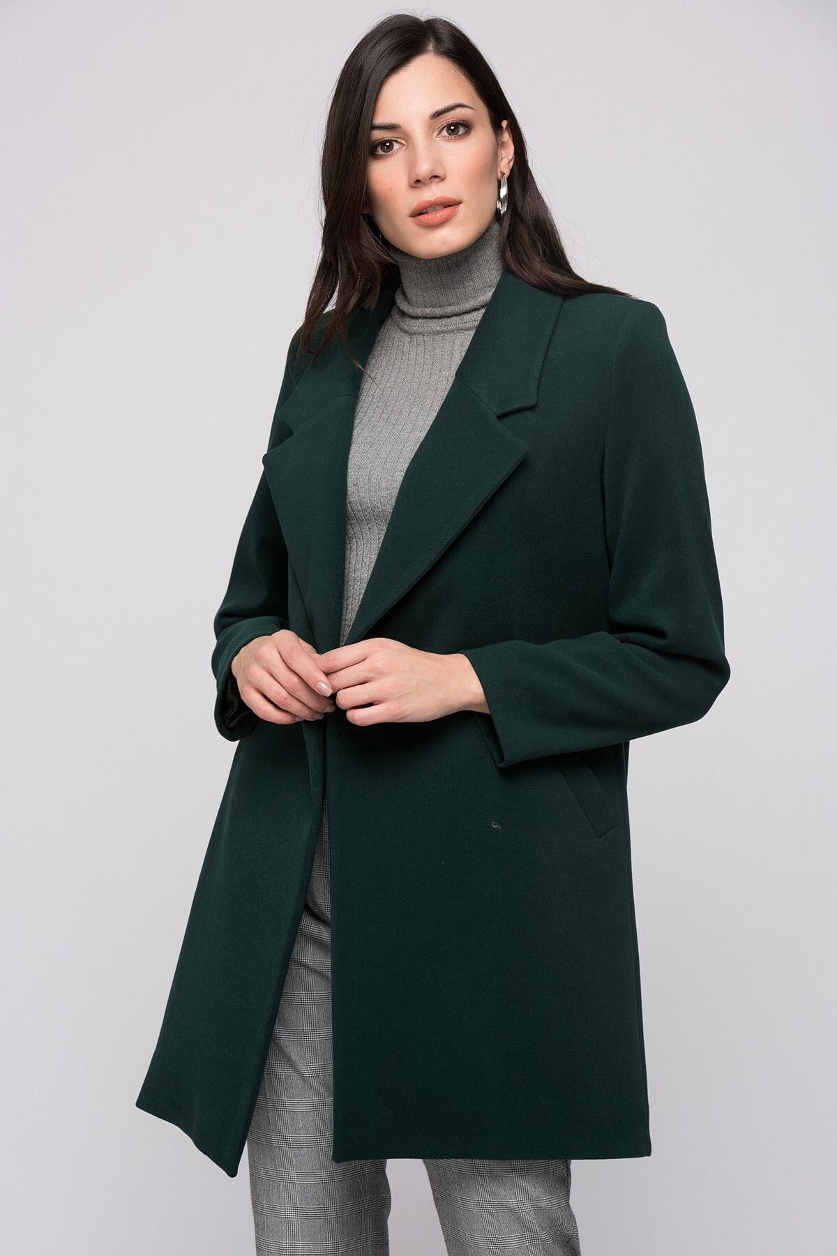 Wholesale Women's Emerald Coat