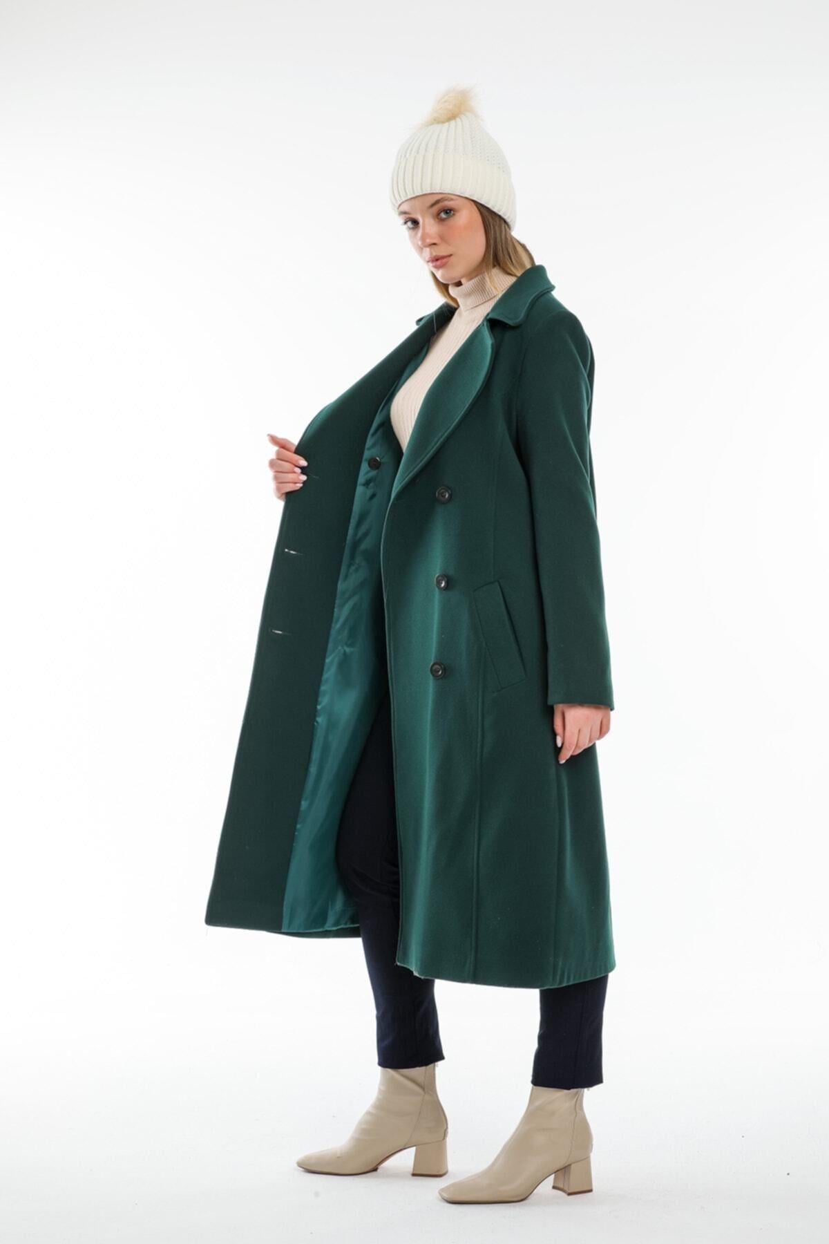 Wholesale Women's Emerald Coat