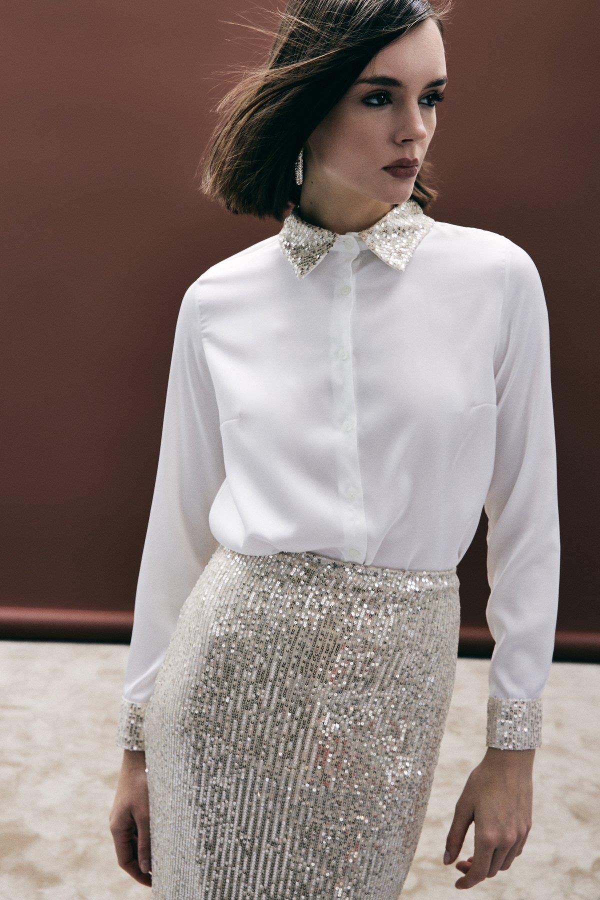 Wholesale Women's Gold Satin Shirt with Sequin-Embellished Collar and Cuffs 0033-1281-2524