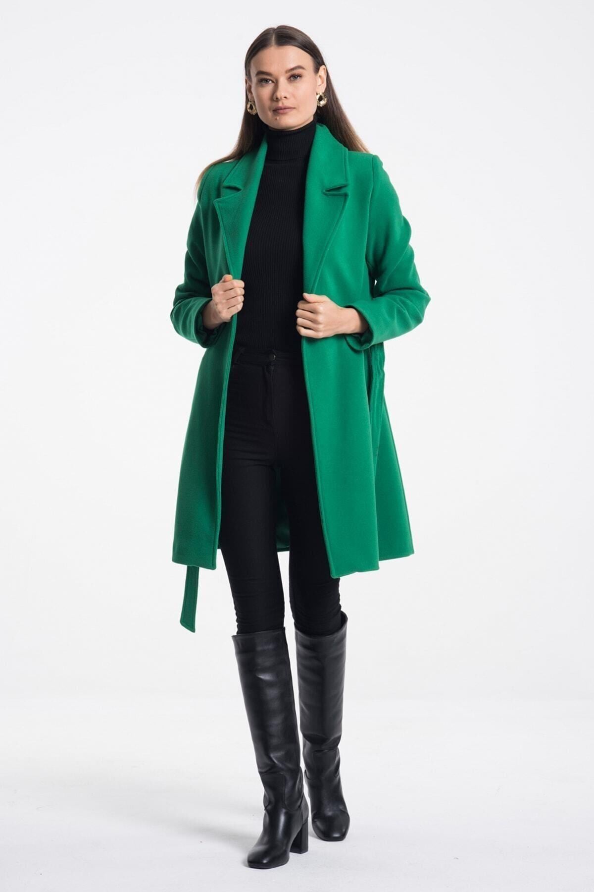 Wholesale Women's Grass Green Coat
