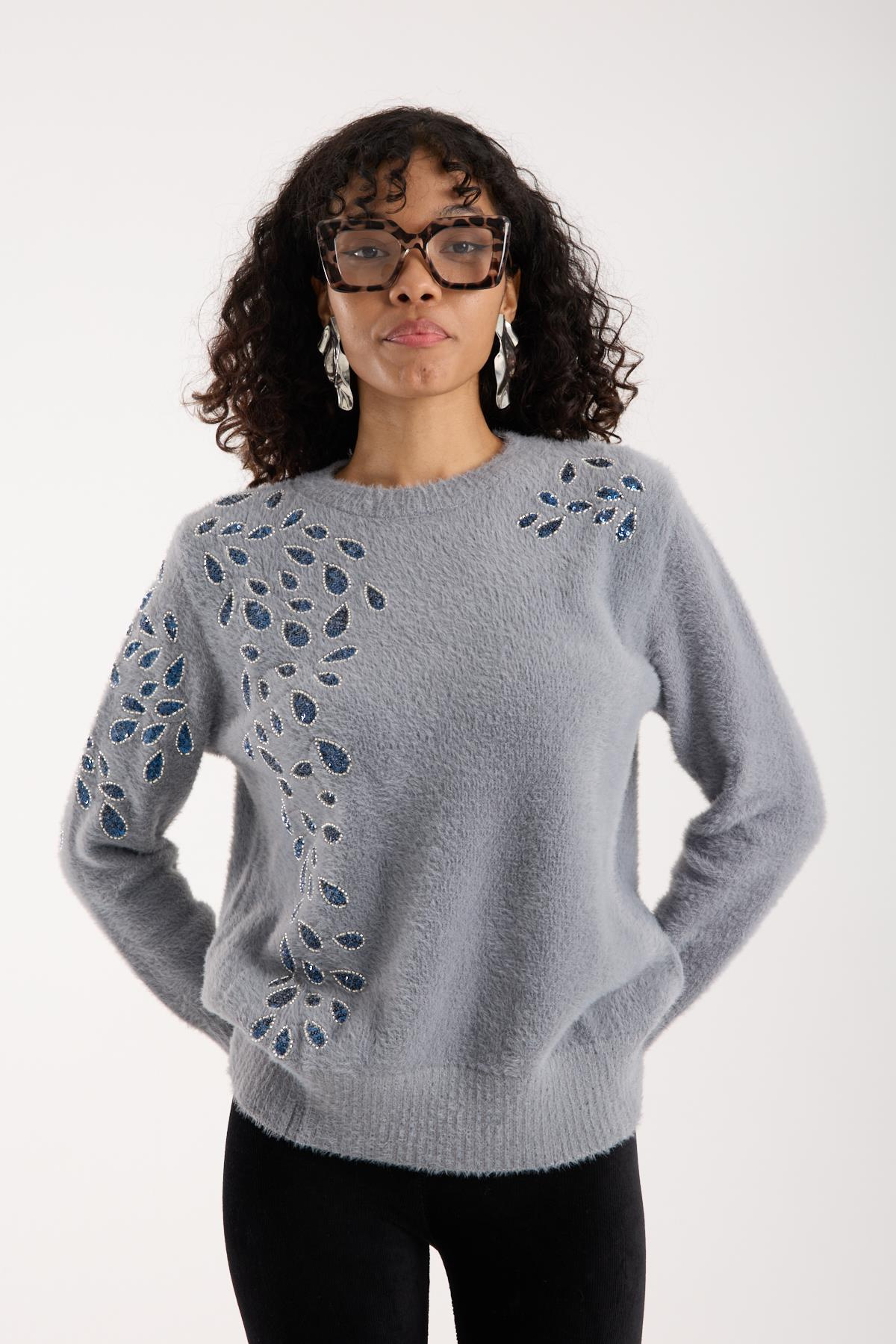 Wholesale Women's Gray Crew-Neck Knit Sweater with Beaded Embroidery 0095W26-11609