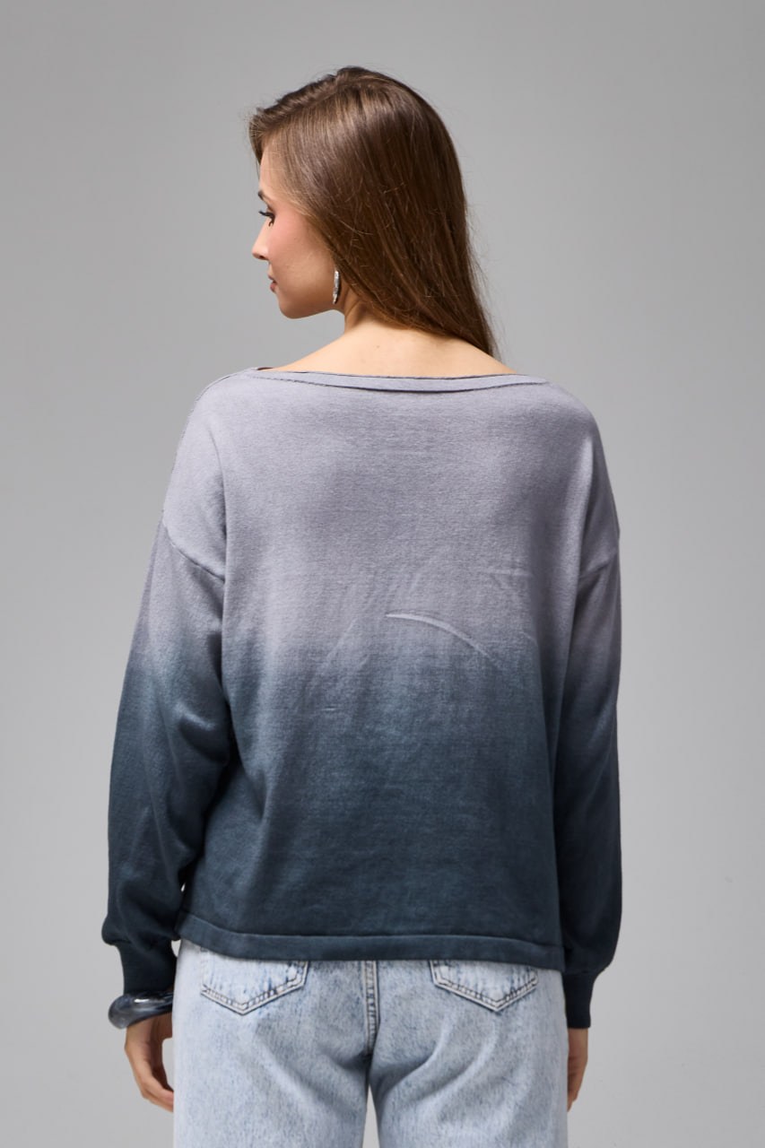Wholesale Women's Gray Ombre Gradient Knit Sweater 0037-3721