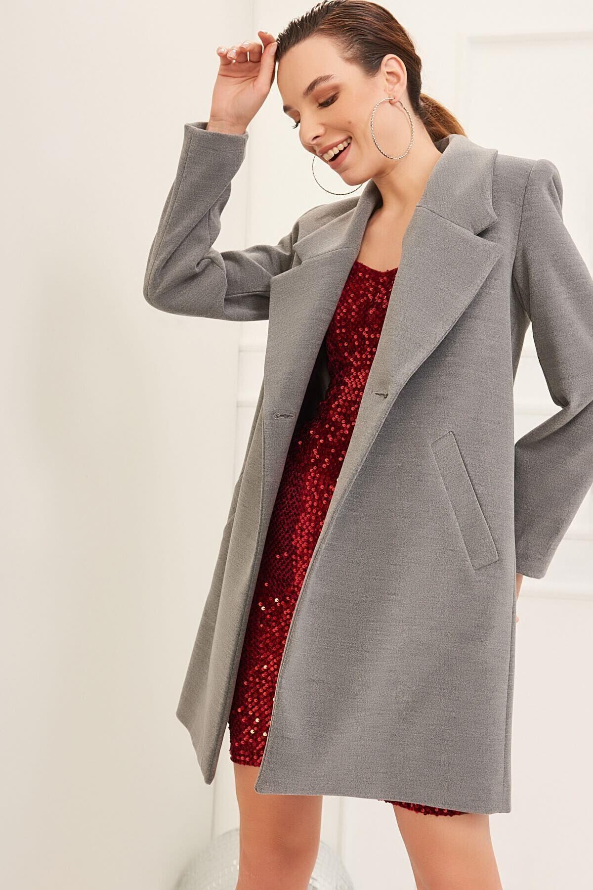 Wholesale Women's Gray Oversized Buttoned Short Coat