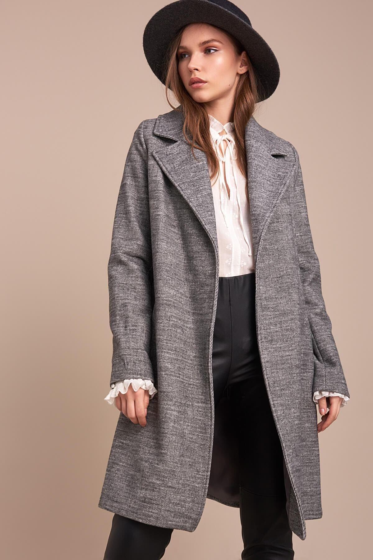 Wholesale Women's Gray Striped Short Tie Coat
