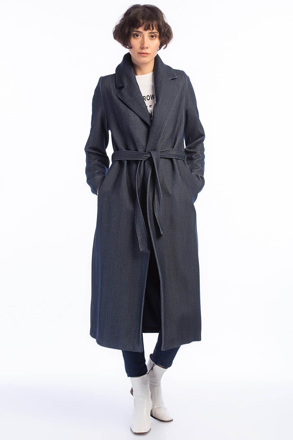 Wholesale Women's Herringbone Navy Patterned Coat