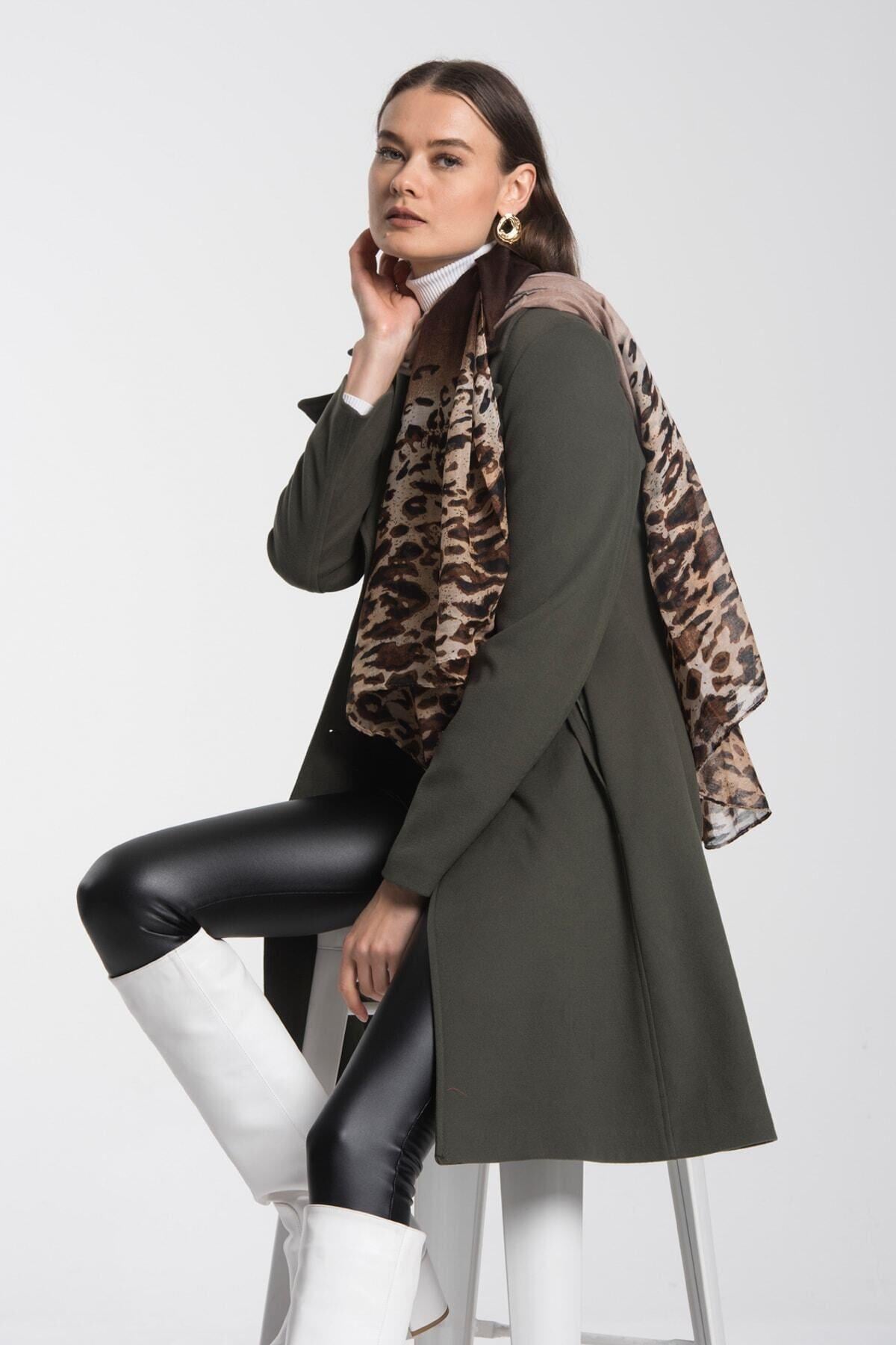 Wholesale Women's Khaki Coat
