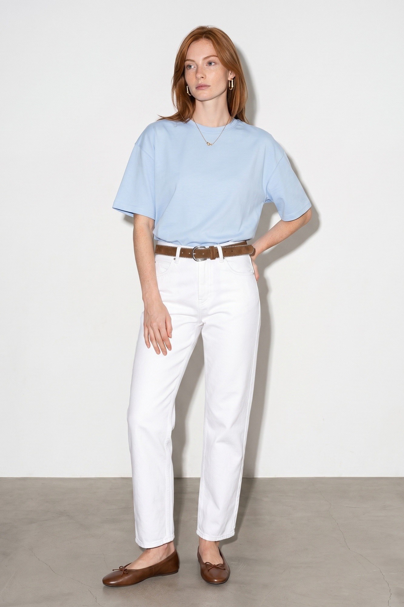 Wholesale Women's Light Blue Crew-Neck Basic T-Shirt 0431-31017