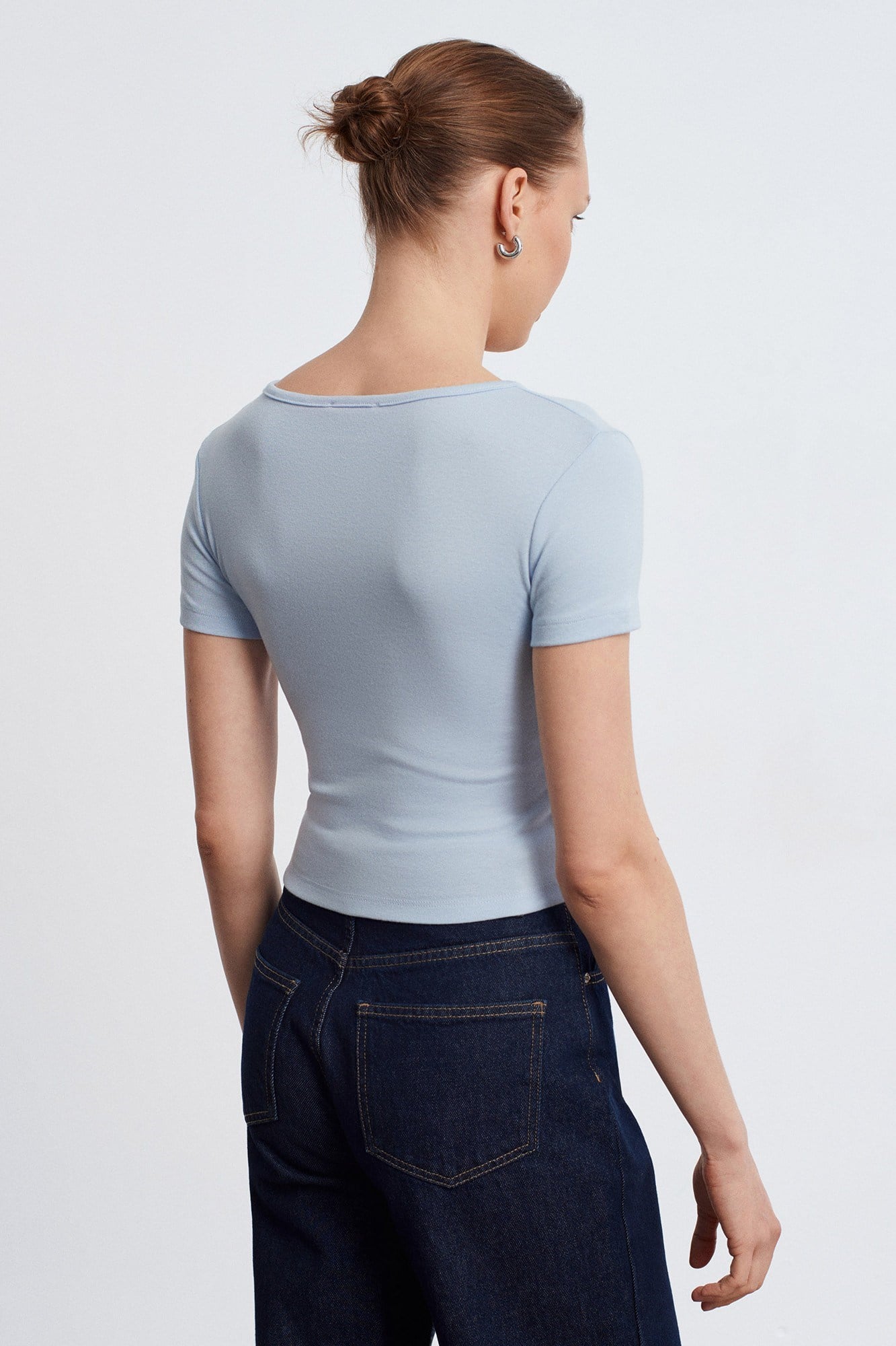 Wholesale Women's Light Blue Modal-Cotton Snap-Button Cropped Tee 0431-31704