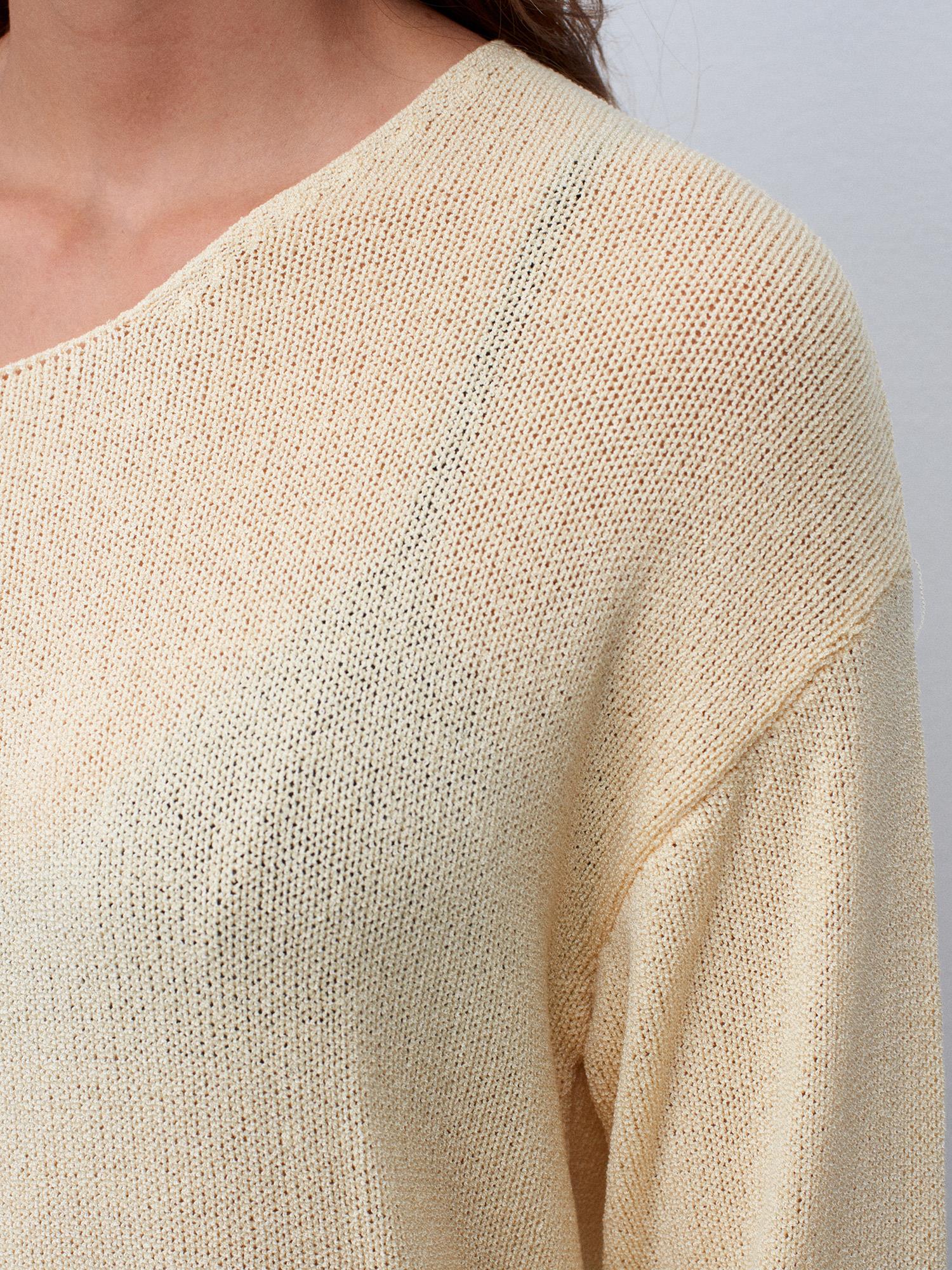 Wholesale Women's Light Yellow Scoop-Neck Flowy Sweater 0431W26-10706