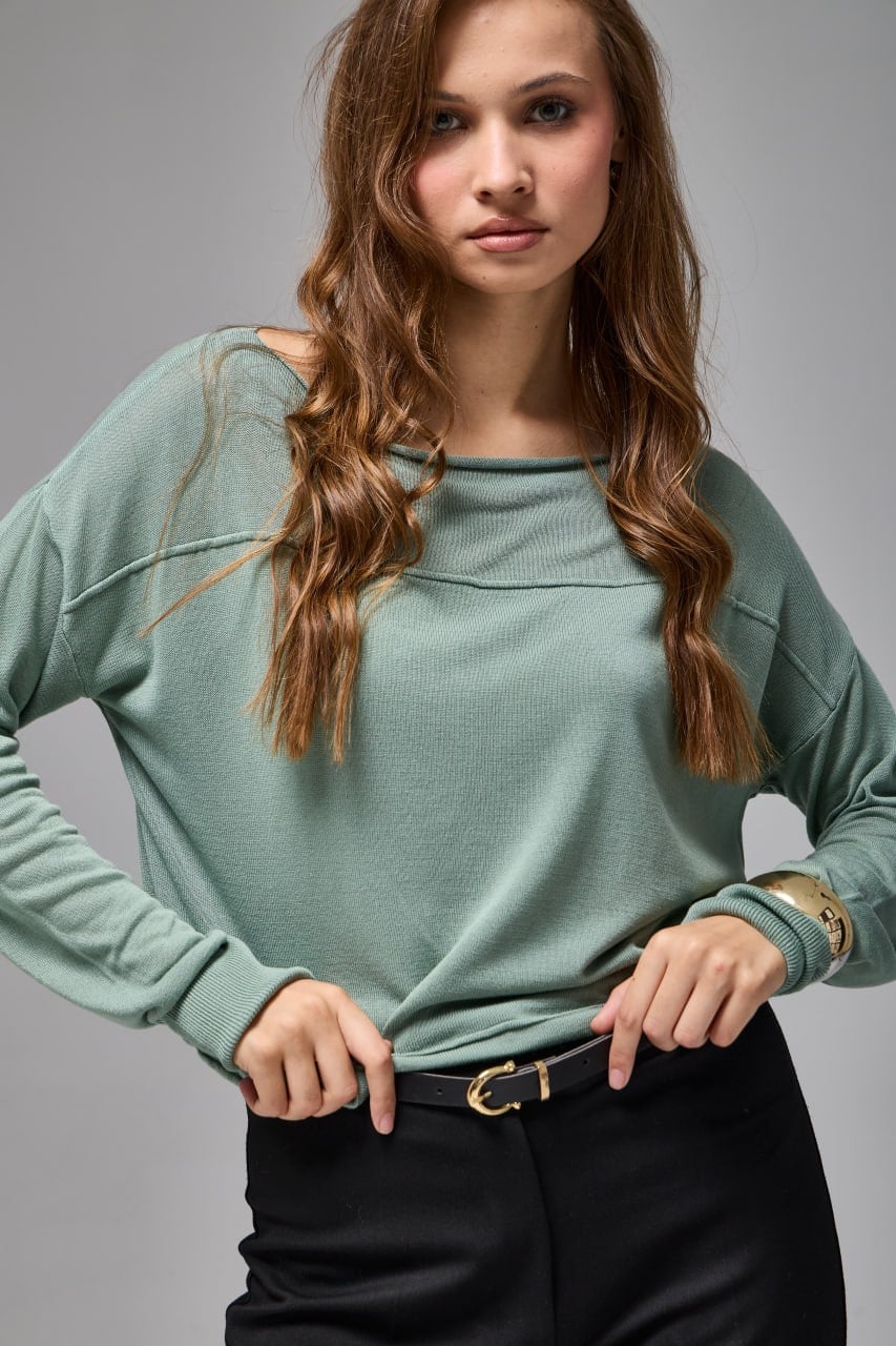 Wholesale Women's Mint Fine Knit Sweater with Boat Neck and Drop Shoulders 0037-8540