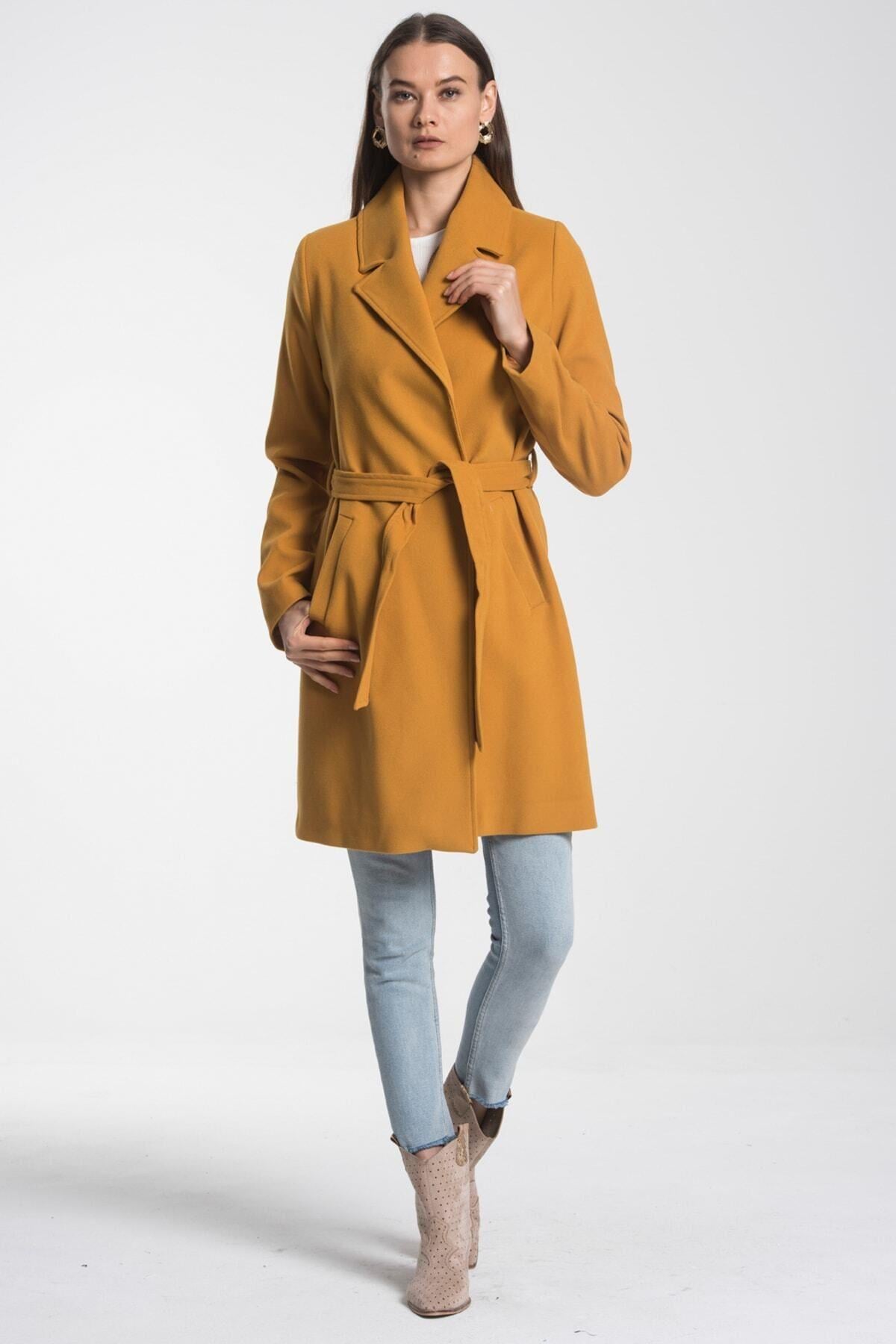 Wholesale Women's Mustard Coat