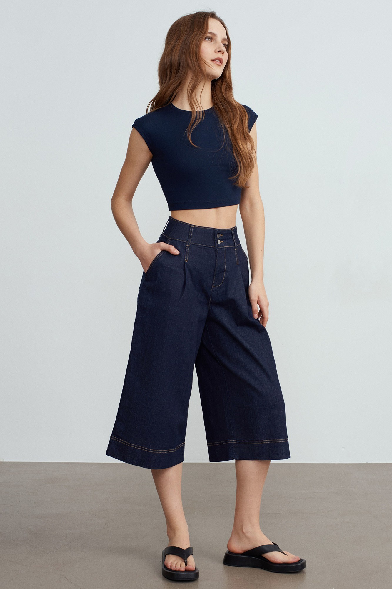 Wholesale Women's Navy Blue Modal-Cotton Cropped T-Shirt 0431-30528