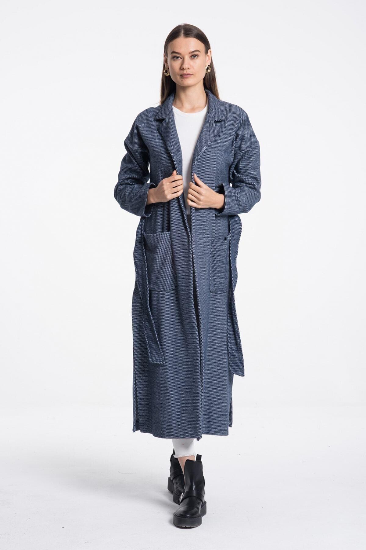 Wholesale Women's Navy Coat