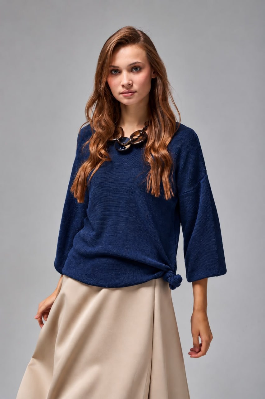 Wholesale Women's Navy Relaxed-Fit Mercerized Knit Sweater with Front and Back V-Neck 0037-3276