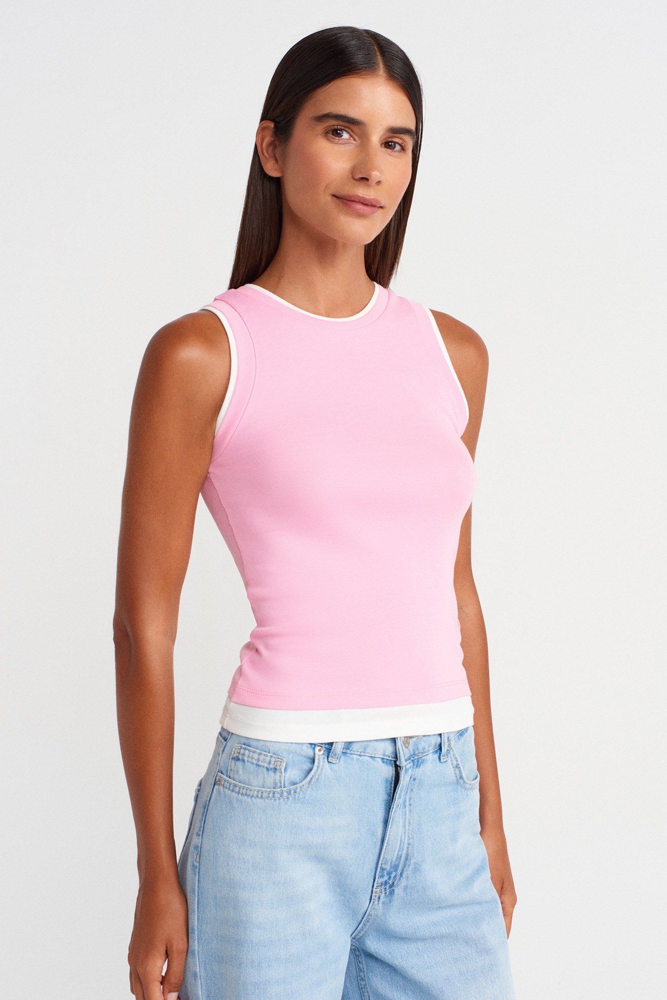 Wholesale Women's Pink Double-Look Tank Top 0431-21086
