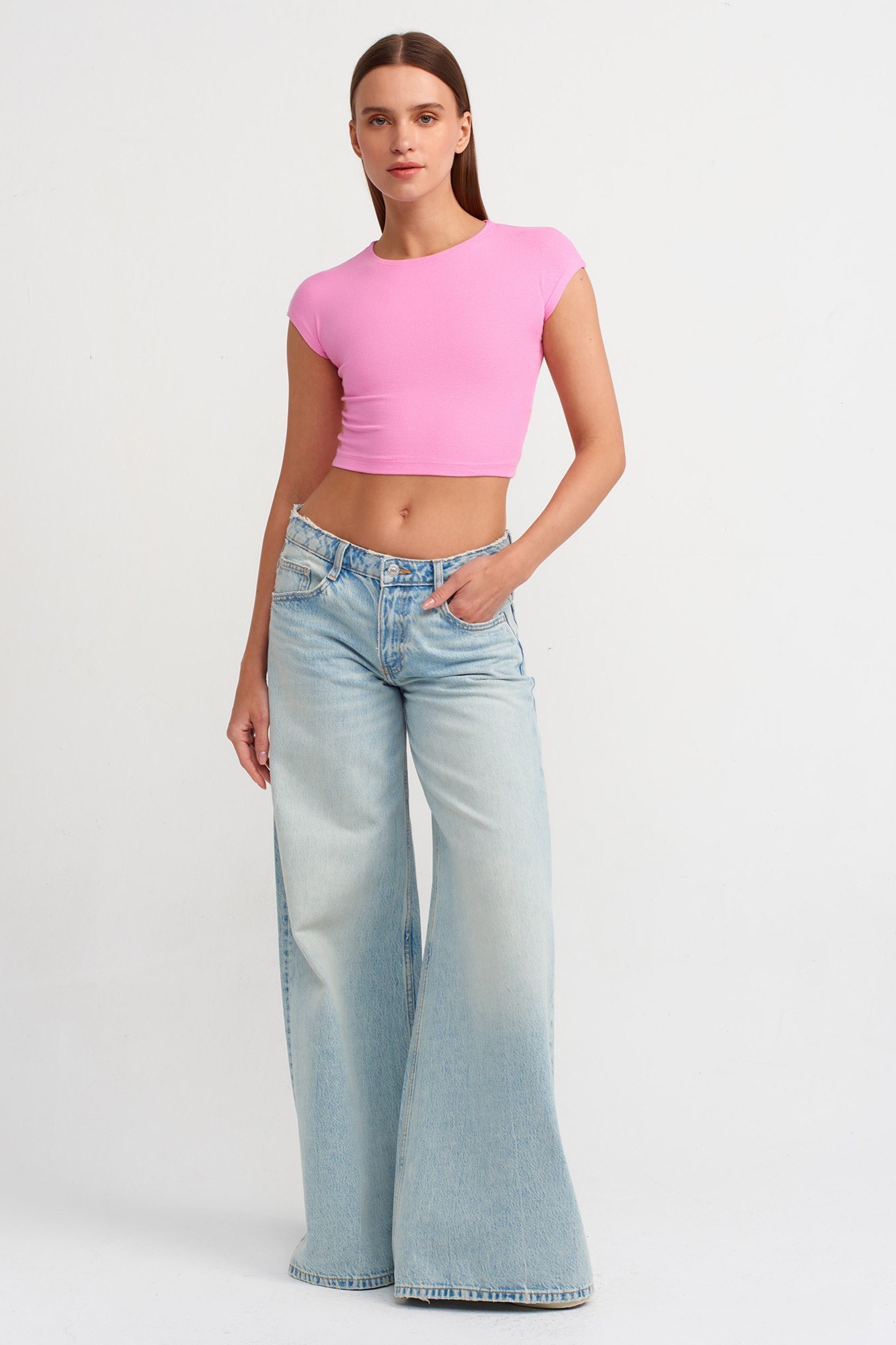 Wholesale Women's Pink Modal-Cotton Cropped T-Shirt 0431-30528
