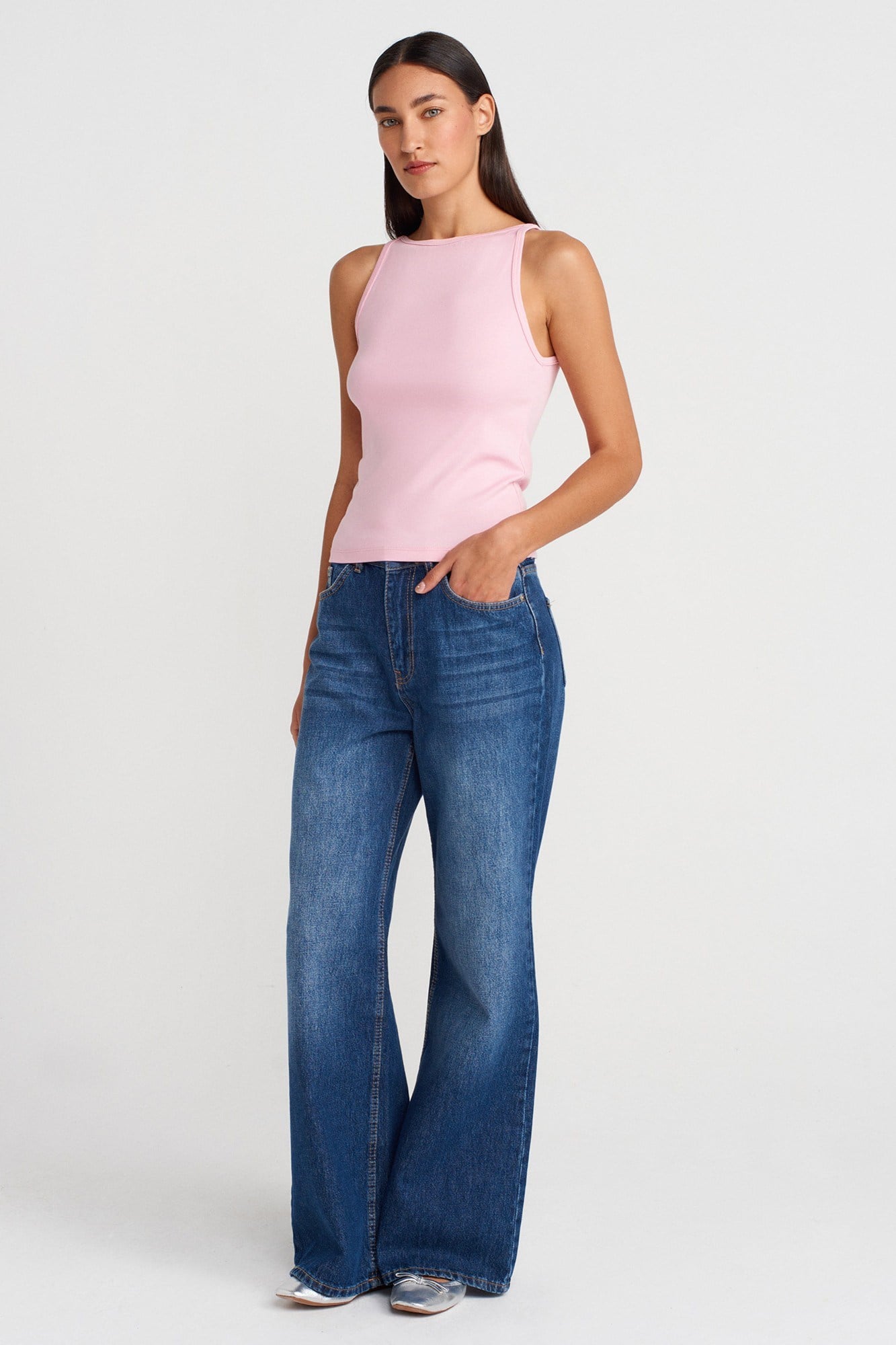 Wholesale Women's Powder Pink Cotton-Modal Sleeveless Top 0431-21048