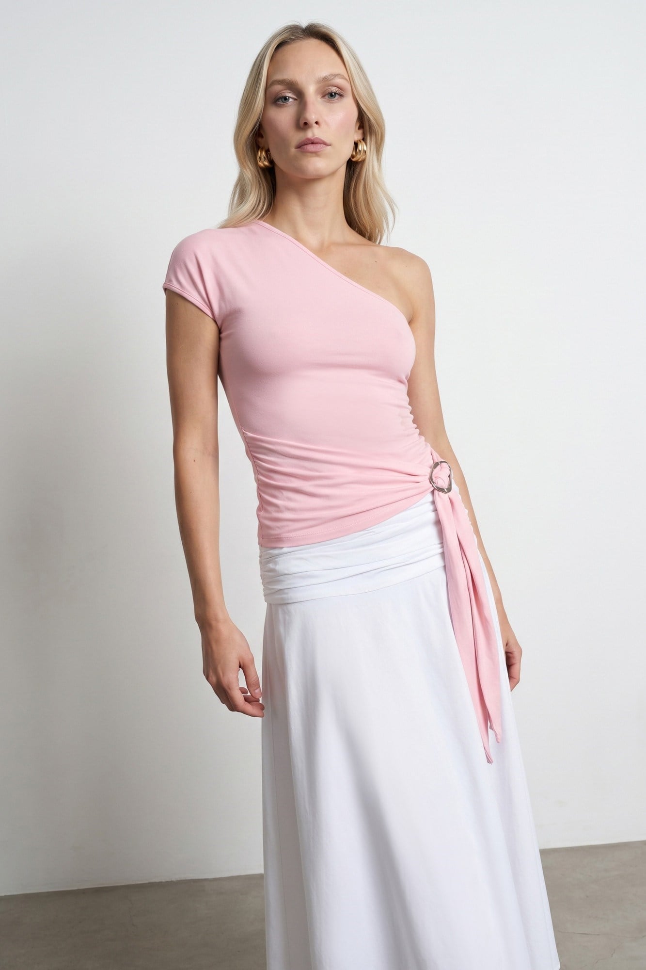 Wholesale Women's Powder Pink One-Shoulder Buckle-Detailed Draped Top 0431-32877