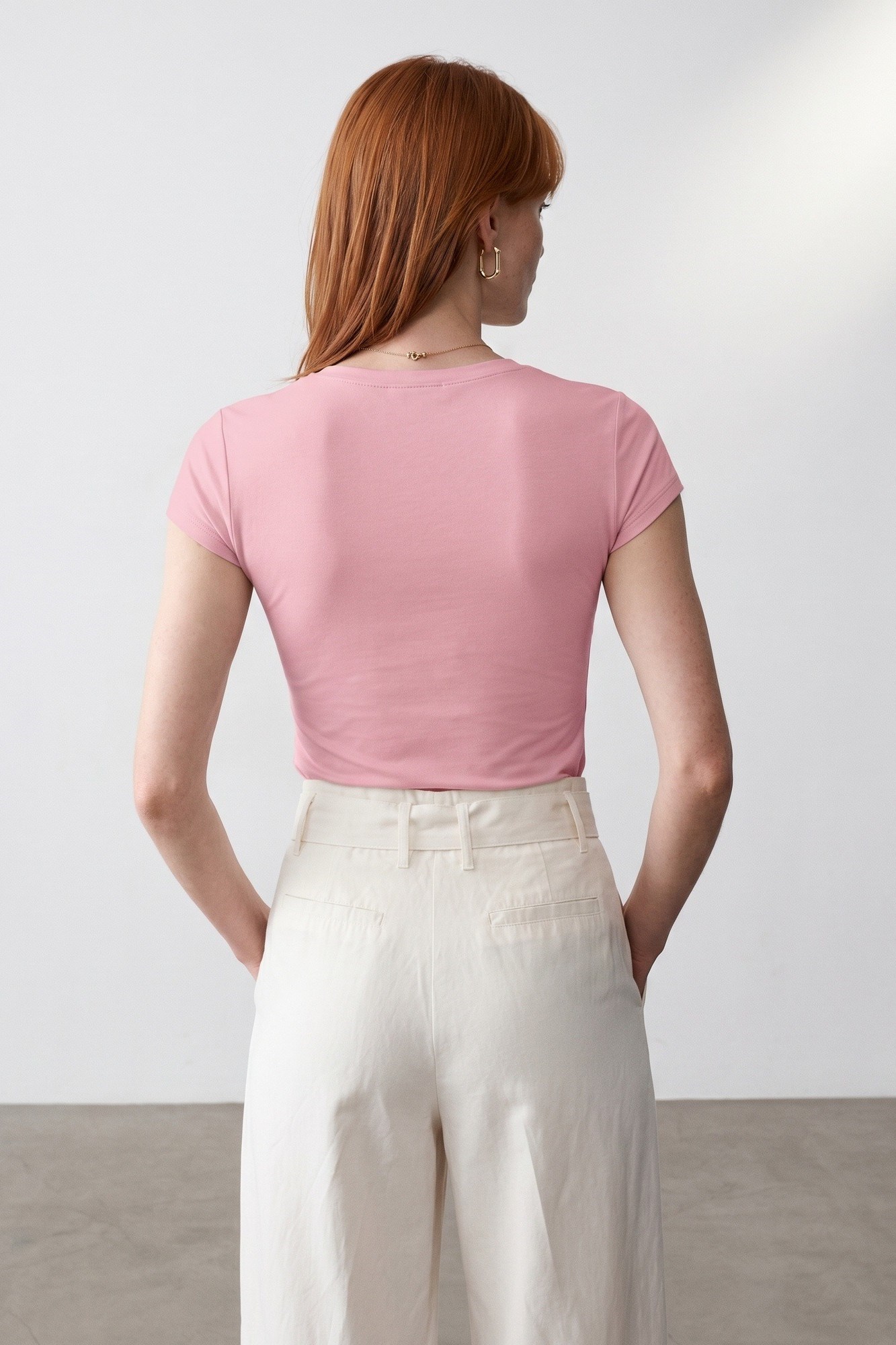 Wholesale Women's Powder Pink Supima Cotton V-Neck Tee 0431-32799