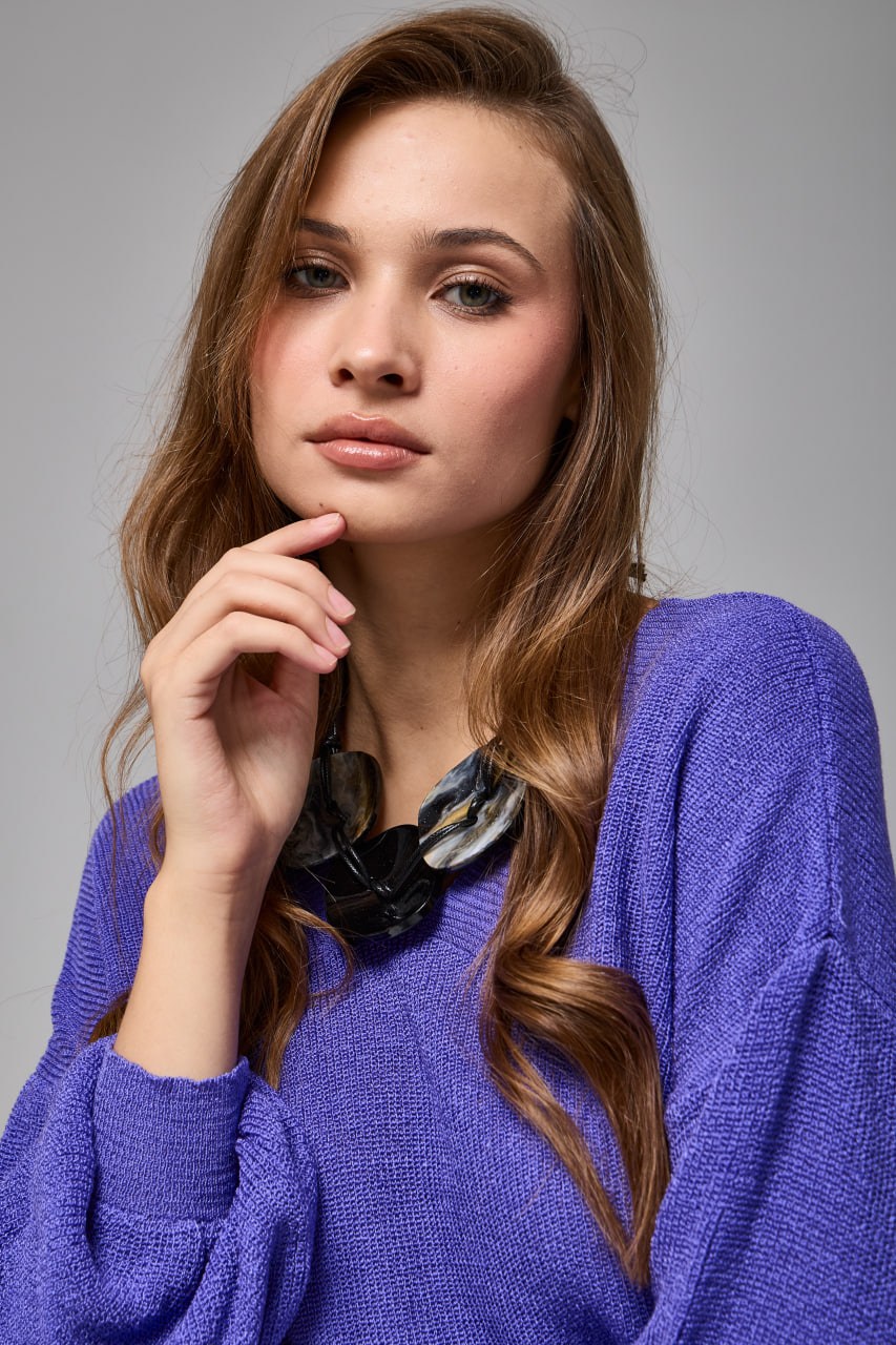 Wholesale Women's Purple Relaxed-Fit Mercerized Knit Sweater with Front and Back V-Neck 0037-3276