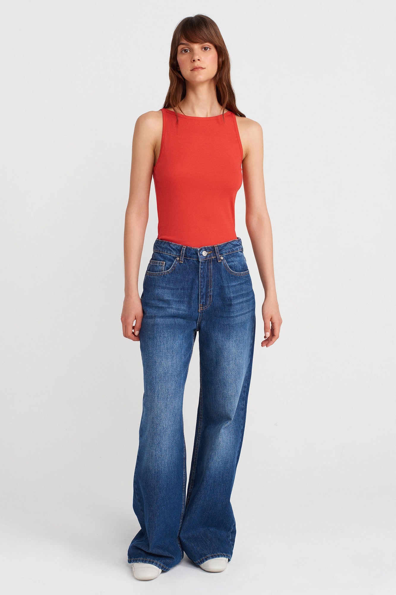 Wholesale Women's Red Cotton-Modal Sleeveless Top 0431-21048