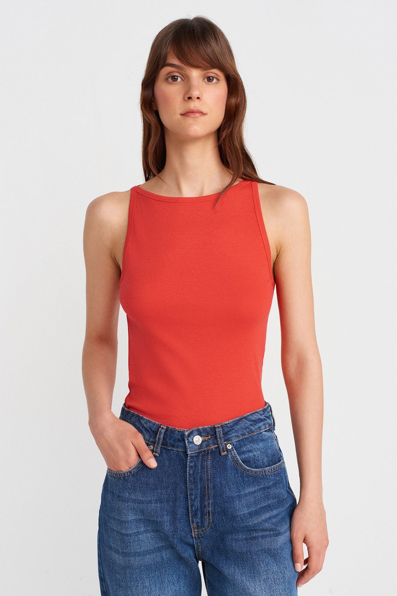Wholesale Women's Red Cotton-Modal Sleeveless Top 0431-21048