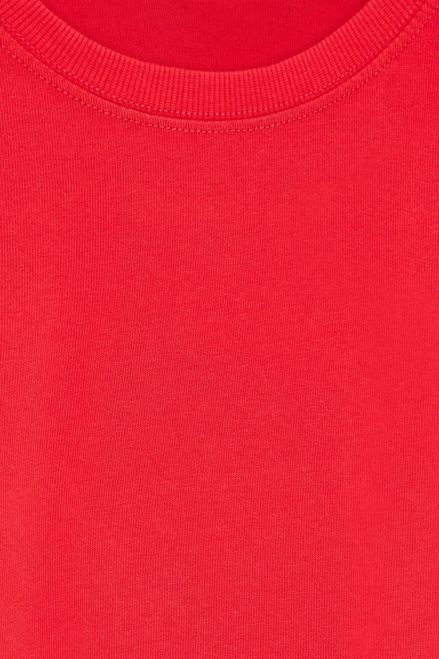 Wholesale Women's Red Crew-Neck Basic T-Shirt 0431-31017