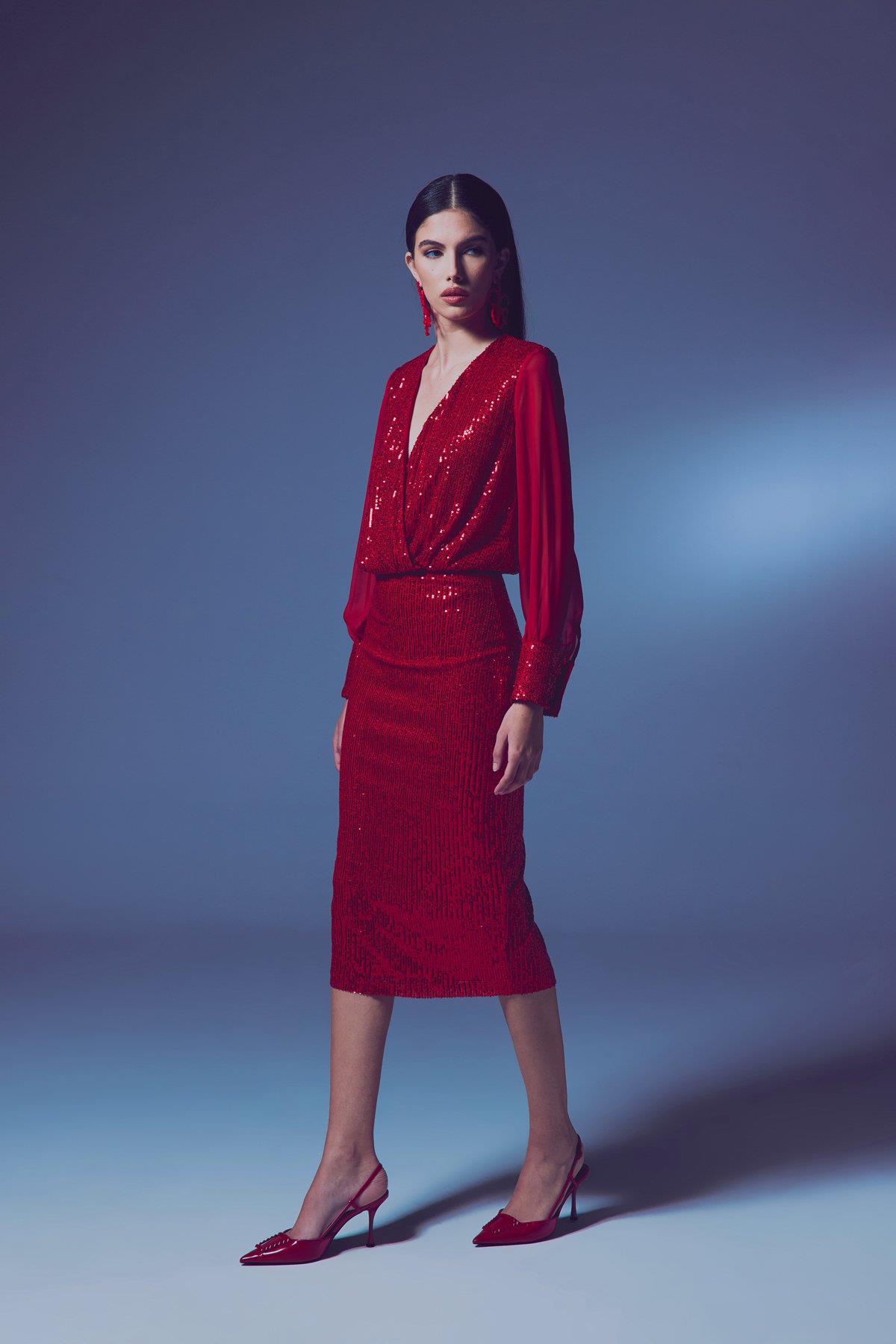 Wholesale Women's Red Midi-Length Sequined Pencil Skirt 0033-2093-4524